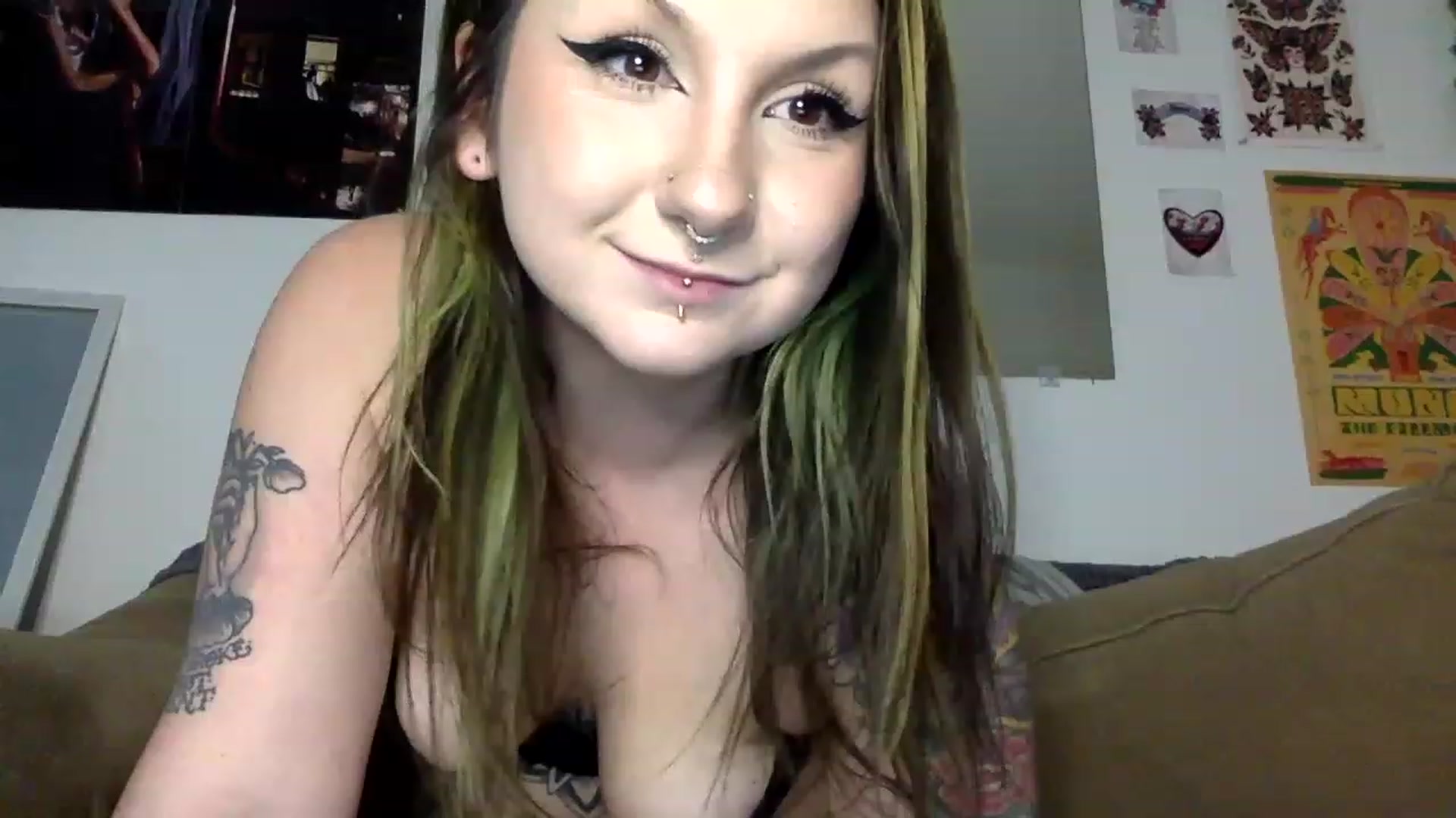 Gallery image thumbnail from ThorneXo's myfreecams stream on, 01/30/2023, 22:54 image 9 of 20