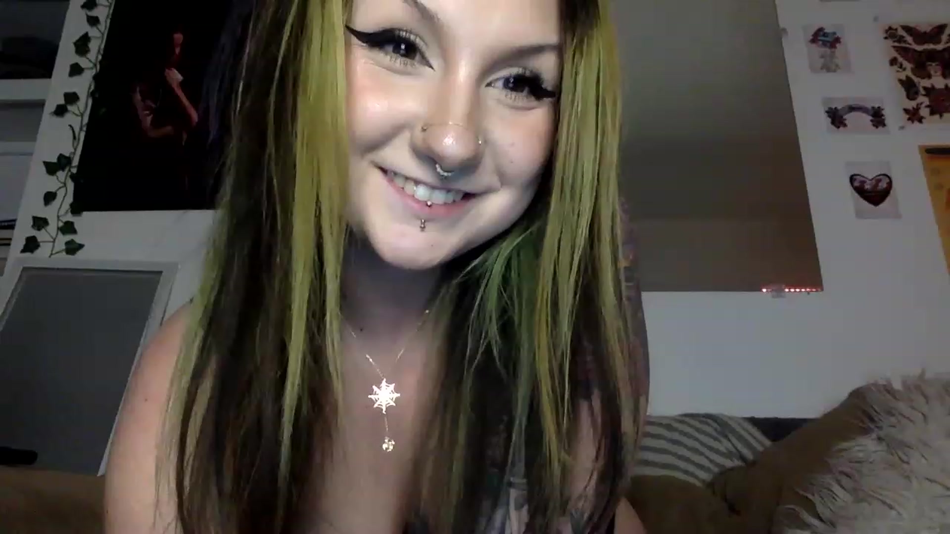 Gallery image thumbnail from ThorneXo's myfreecams stream on, 02/03/2023, 01:36 image 1 of 20