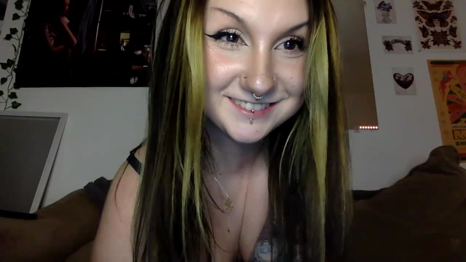 Gallery image thumbnail from ThorneXo's myfreecams stream on, 02/05/2023, 02:00 image 5 of 20