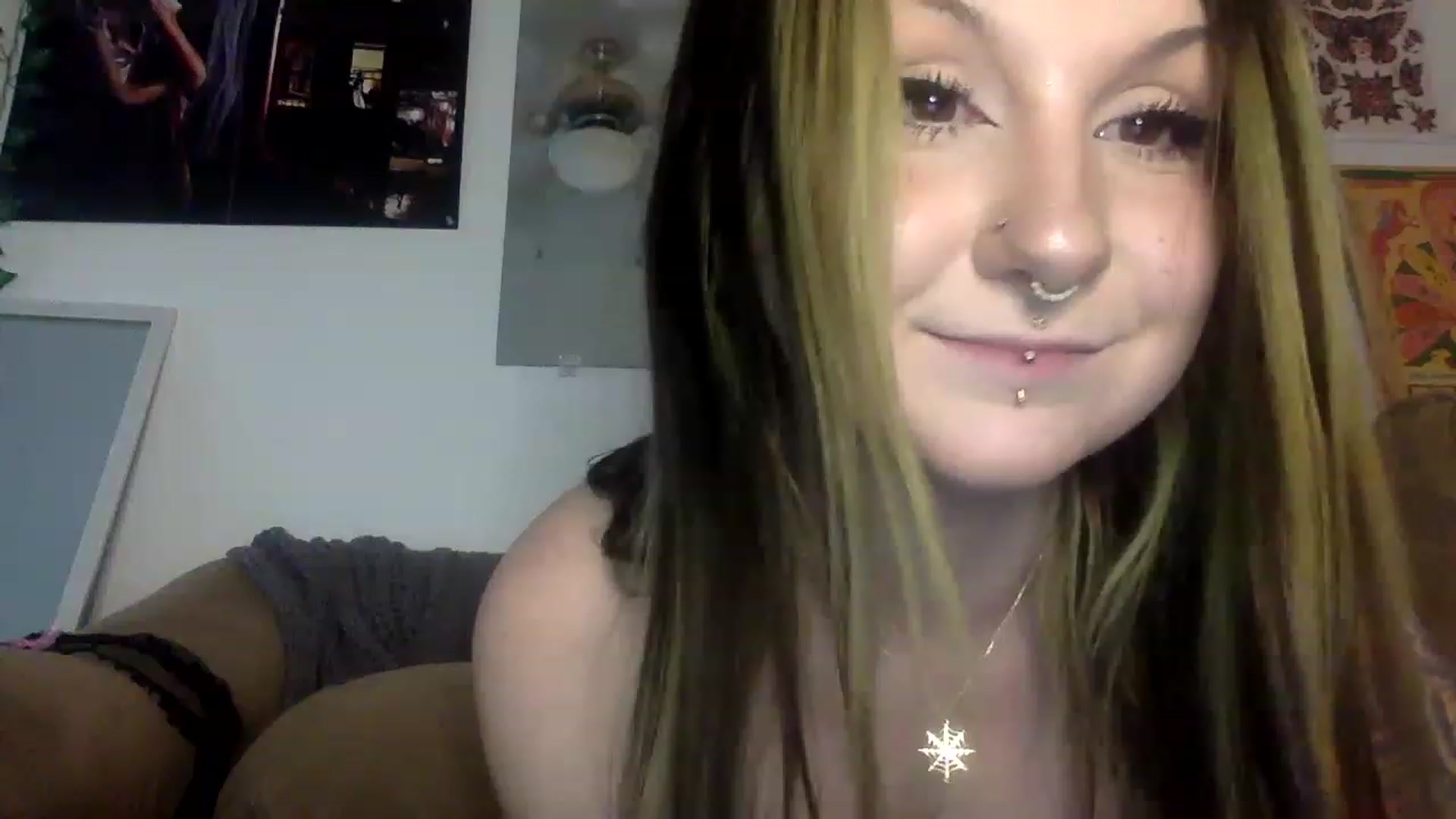 Gallery image thumbnail from ThorneXo's myfreecams stream on, 02/05/2023, 21:59 image 7 of 20