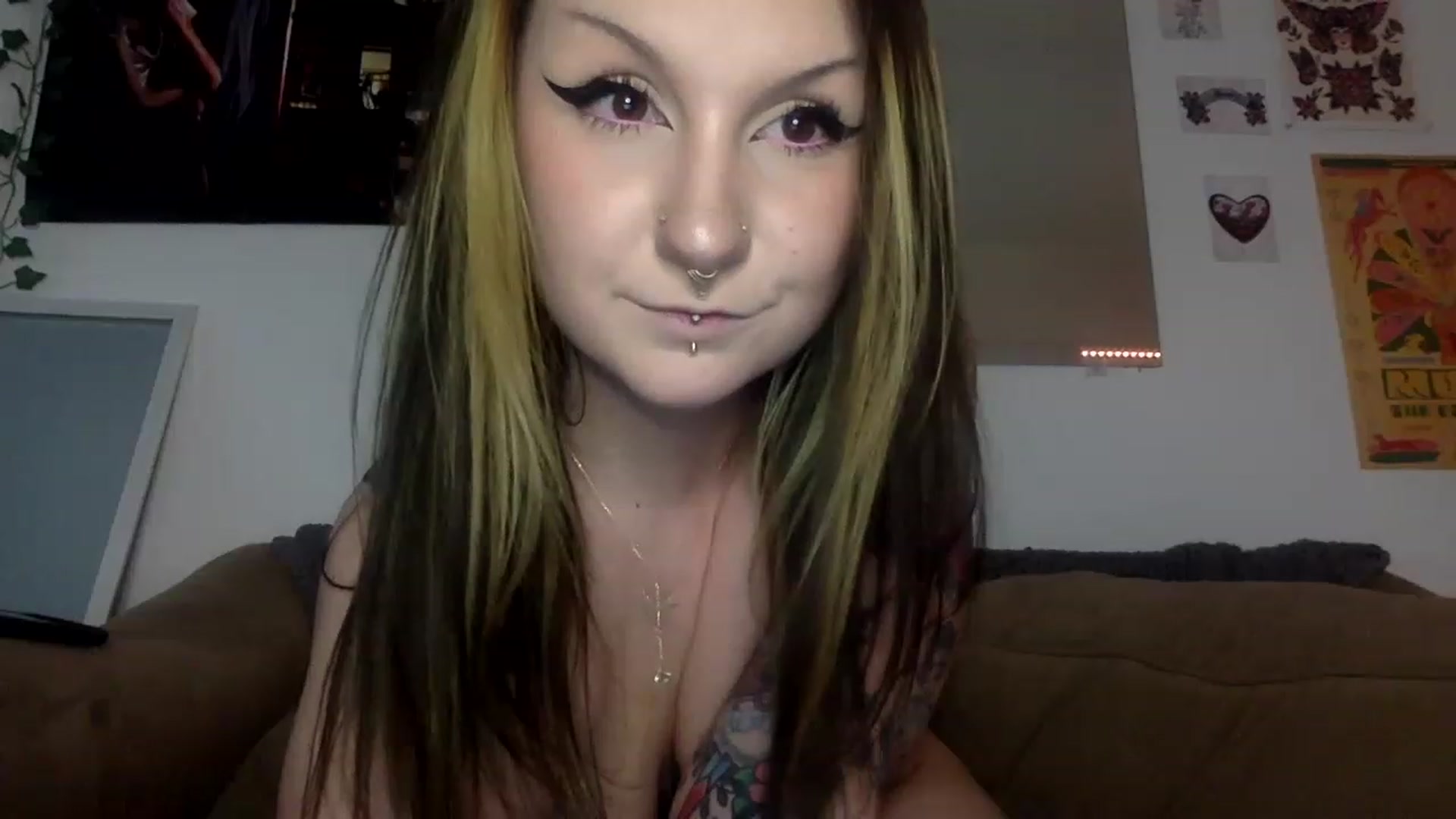 Gallery image thumbnail from ThorneXo's myfreecams stream on, 02/11/2023, 24:13 image 9 of 20