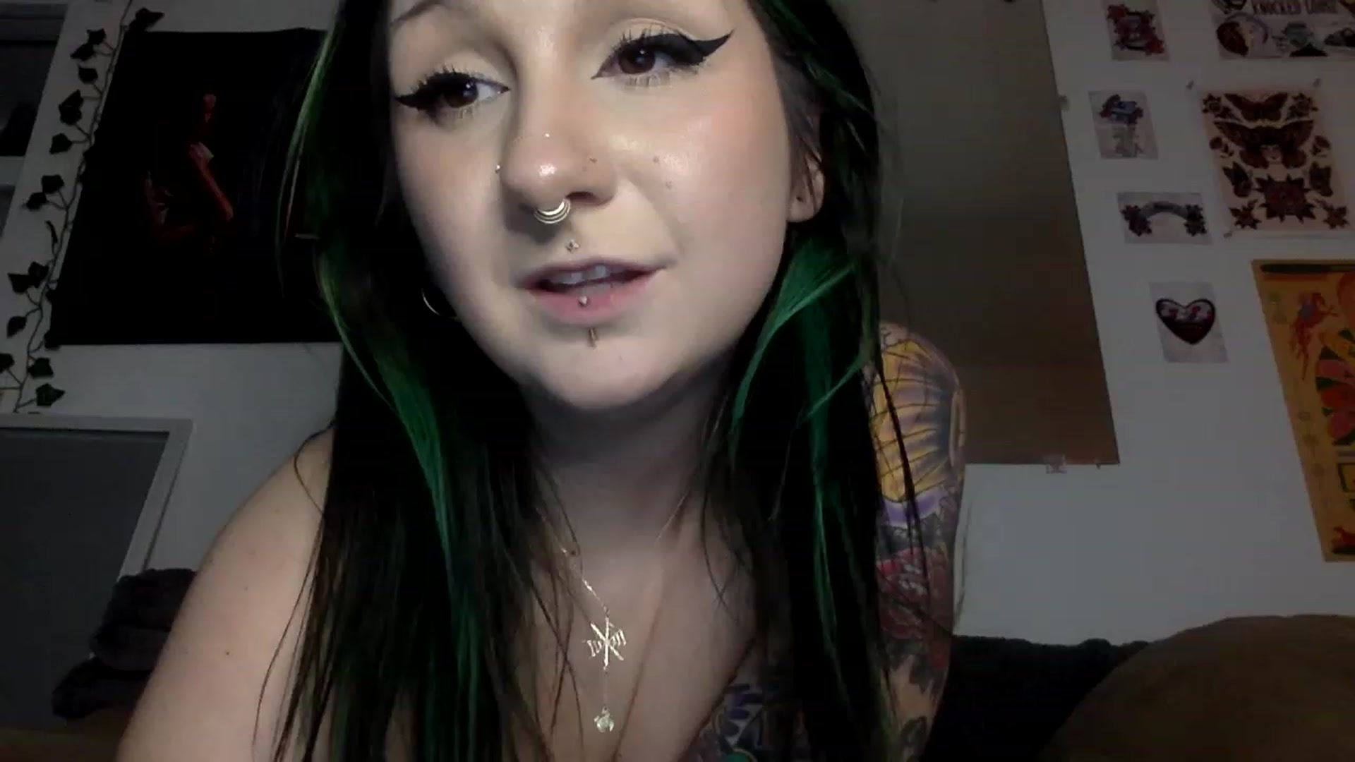 Gallery image thumbnail from ThorneXo's myfreecams stream on, 02/17/2023, 01:05 image 5 of 20