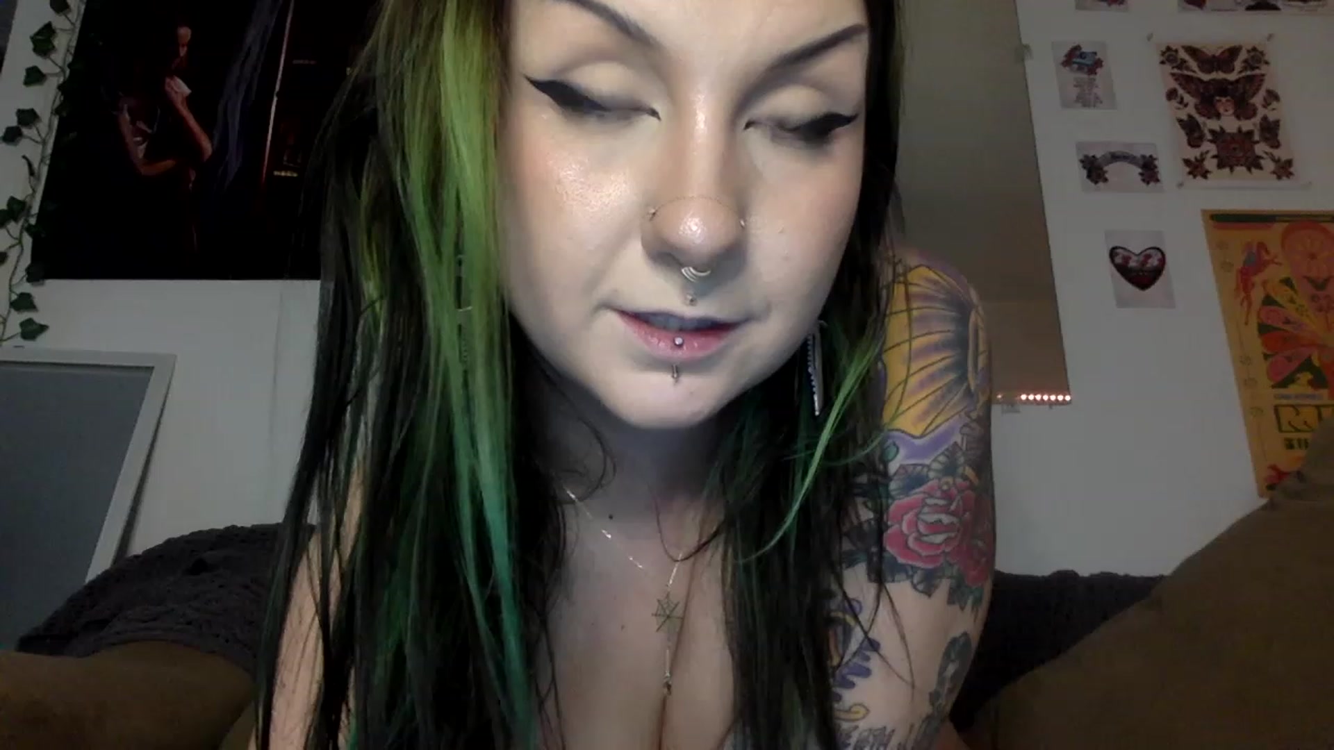 Gallery image thumbnail from ThorneXo's myfreecams stream on, 02/26/2023, 01:20 image 3 of 20