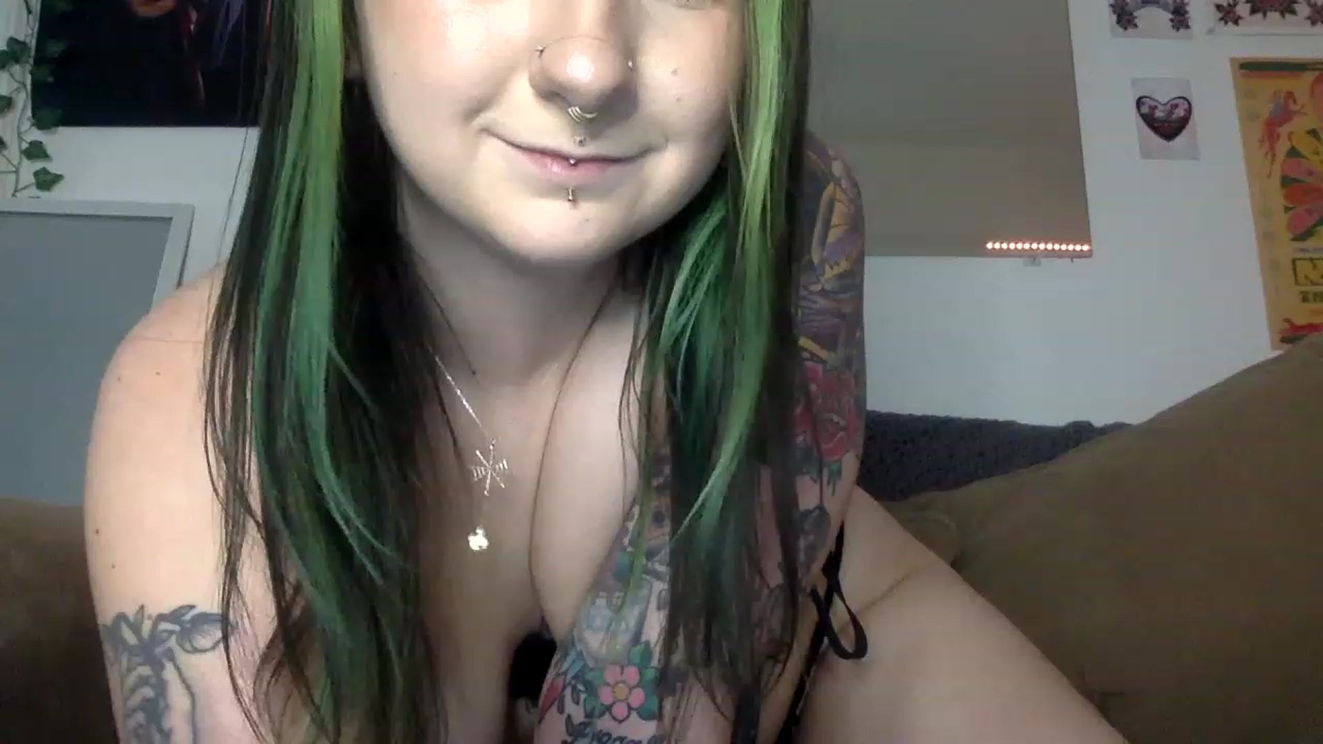 Gallery image thumbnail from ThorneXo's myfreecams stream on, 02/27/2023, 22:00 image 9 of 20