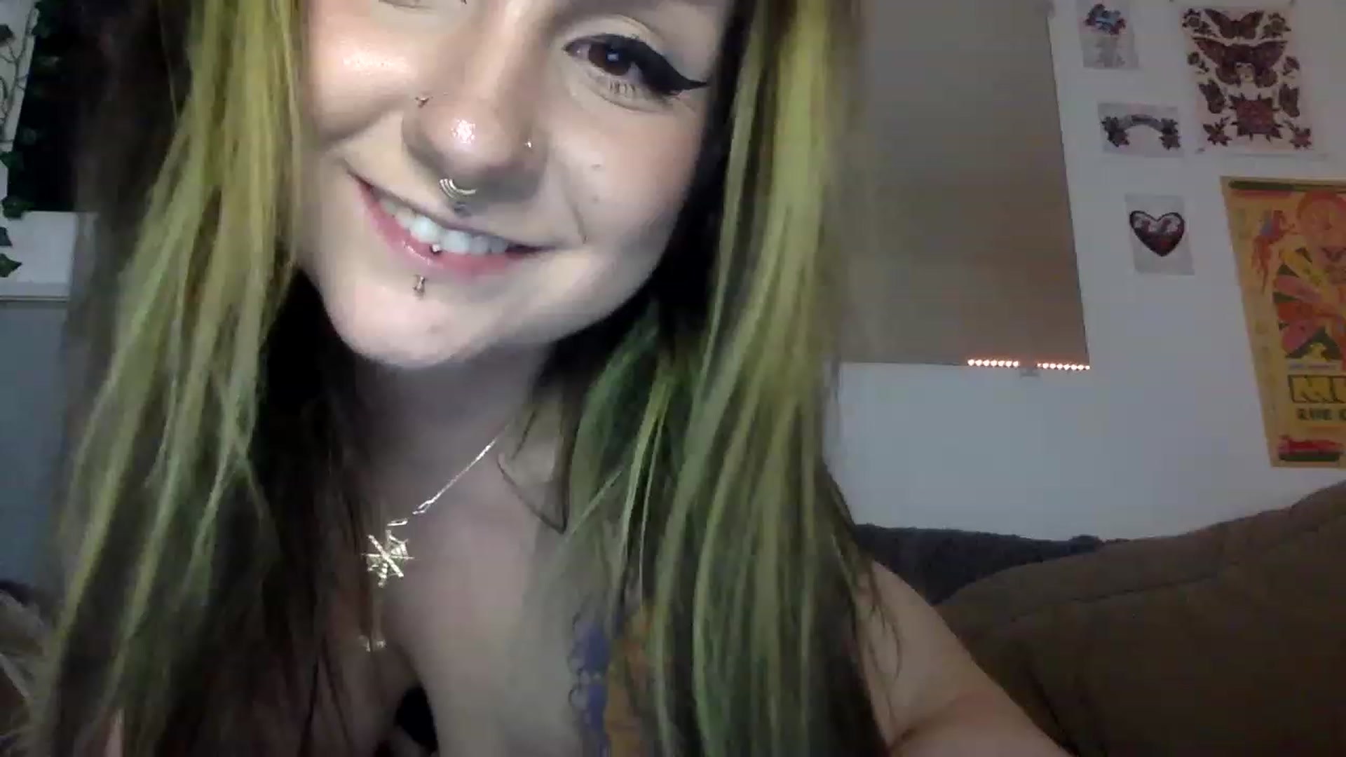 Gallery image thumbnail from ThorneXo's myfreecams stream on, 03/25/2023, 01:59 image 4 of 20