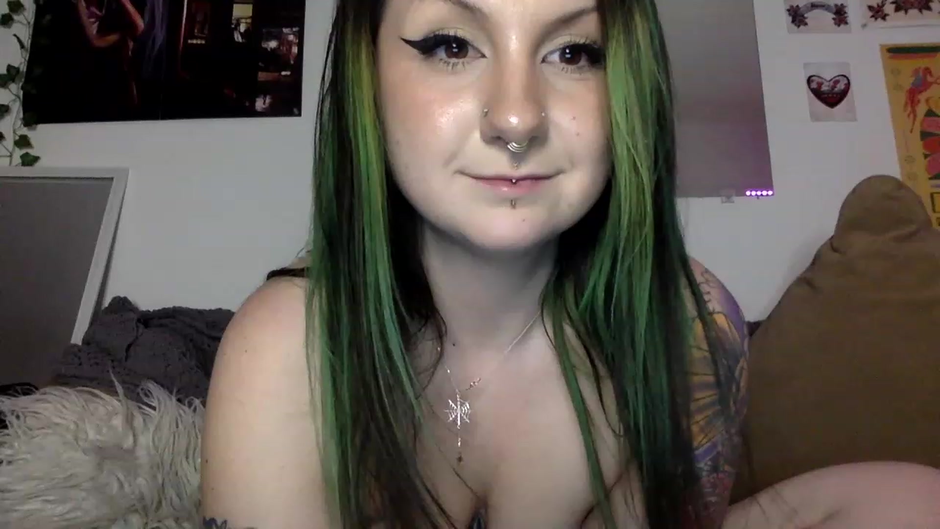 Gallery image thumbnail from ThorneXo's myfreecams stream on, 04/08/2023, 02:51 image 19 of 20