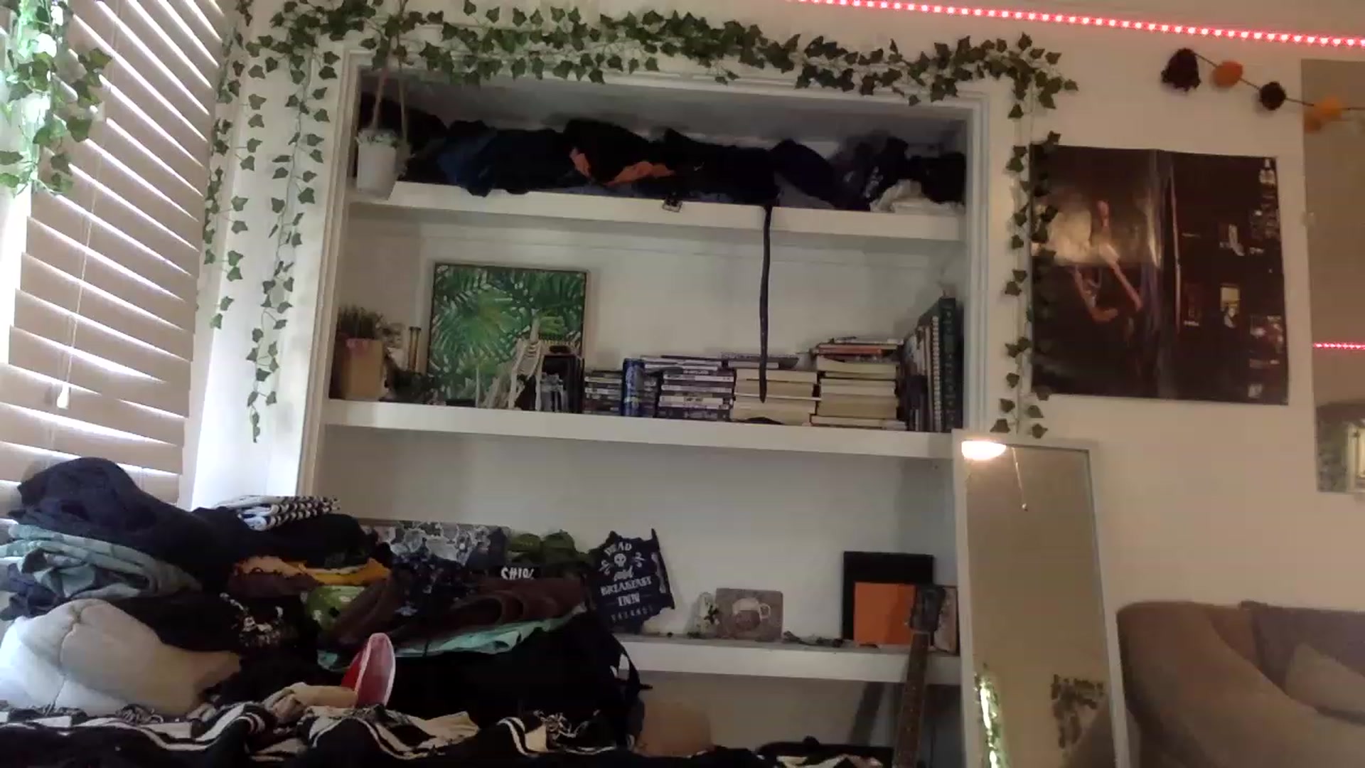 Gallery image thumbnail from ThorneXo's myfreecams stream on, 05/17/2023, 21:41 image 11 of 20