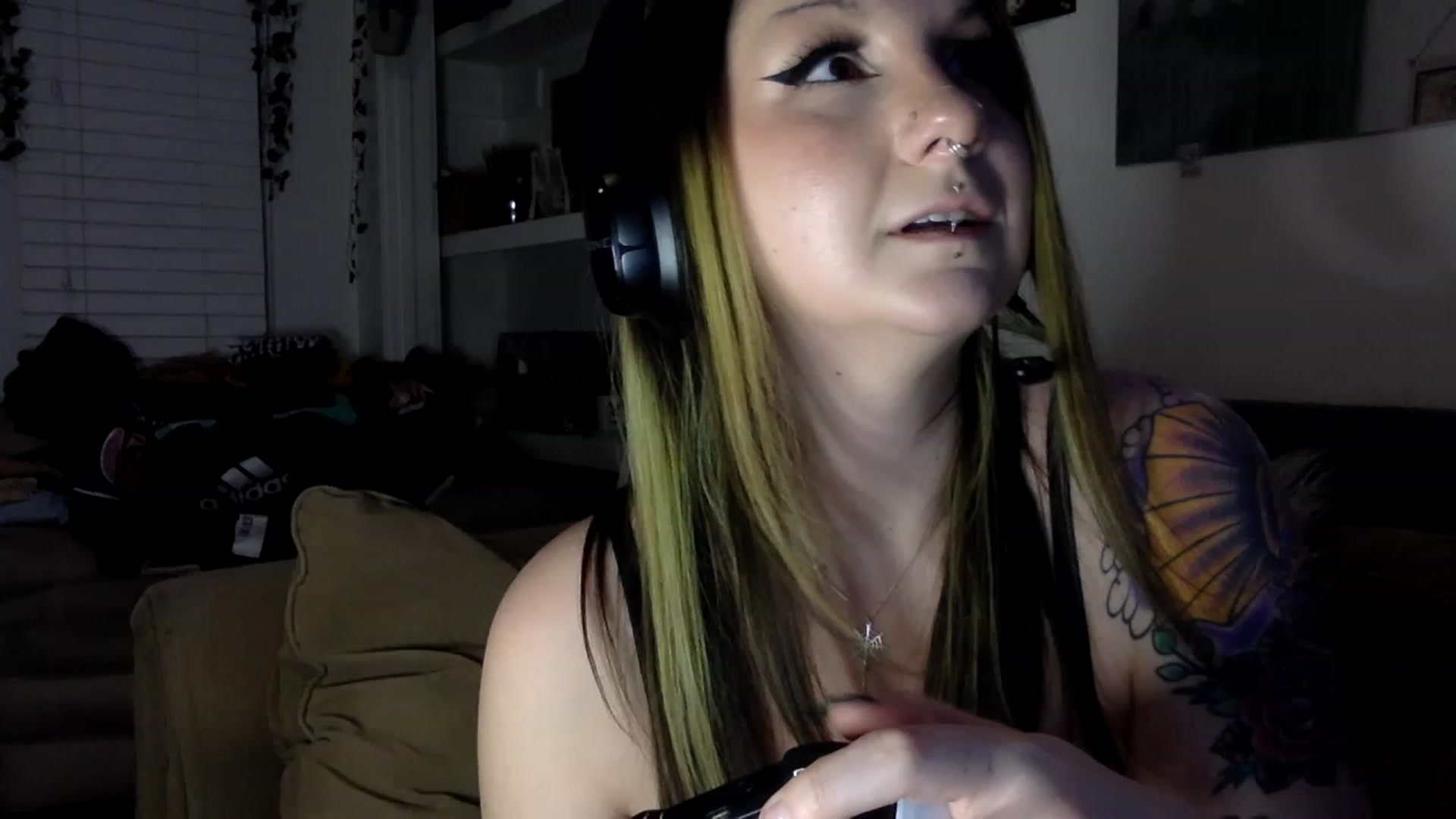 Gallery image thumbnail from ThorneXo's myfreecams stream on, 05/18/2023, 04:07 image 19 of 20