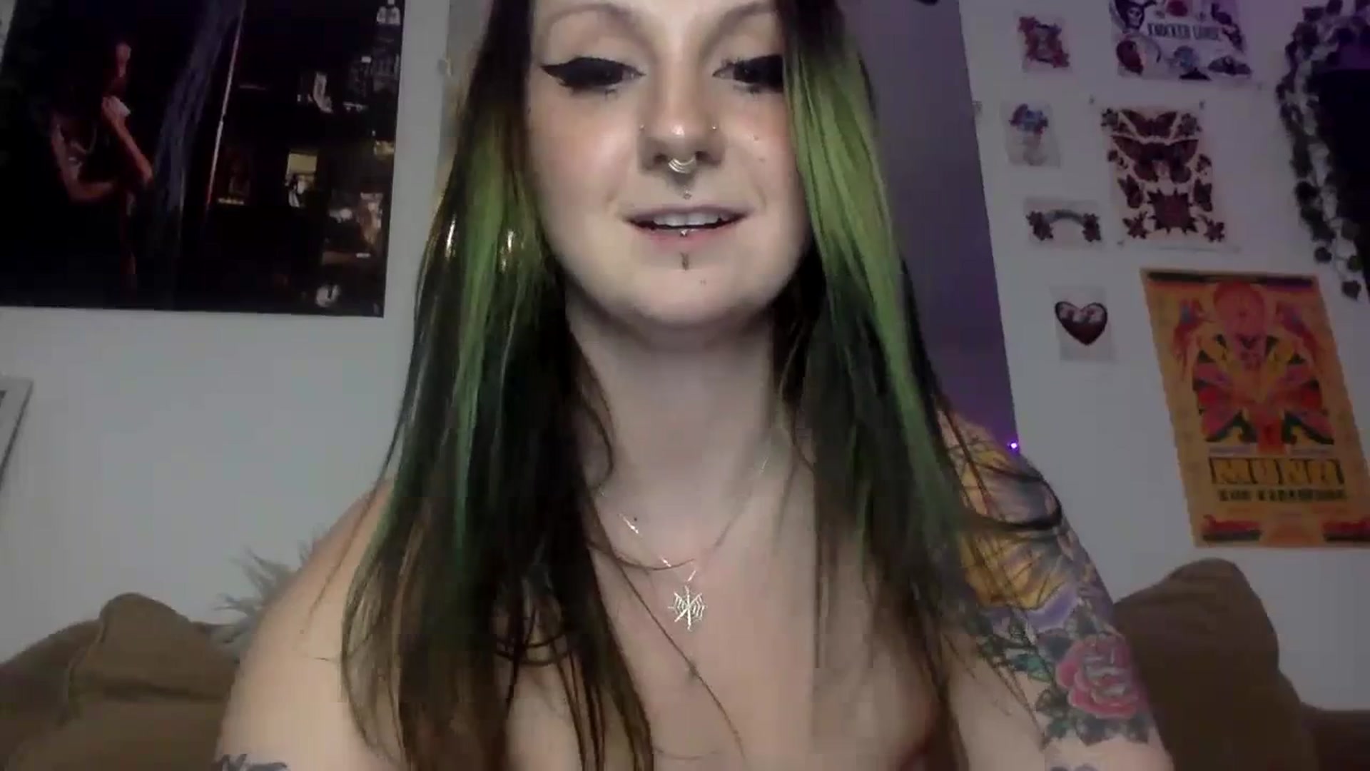 Gallery image thumbnail from ThorneXo's myfreecams stream on, 07/06/2023, 24:13 image 9 of 20