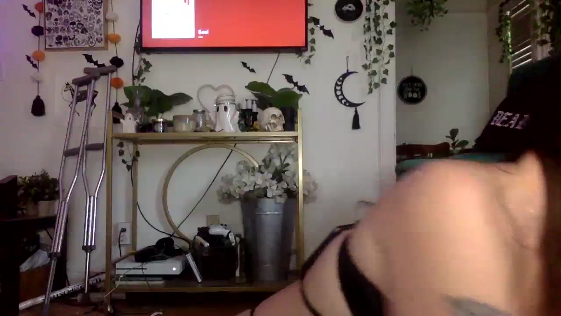 Gallery image thumbnail from ThorneXo's myfreecams stream on, 08/17/2023, 01:08 image 15 of 20