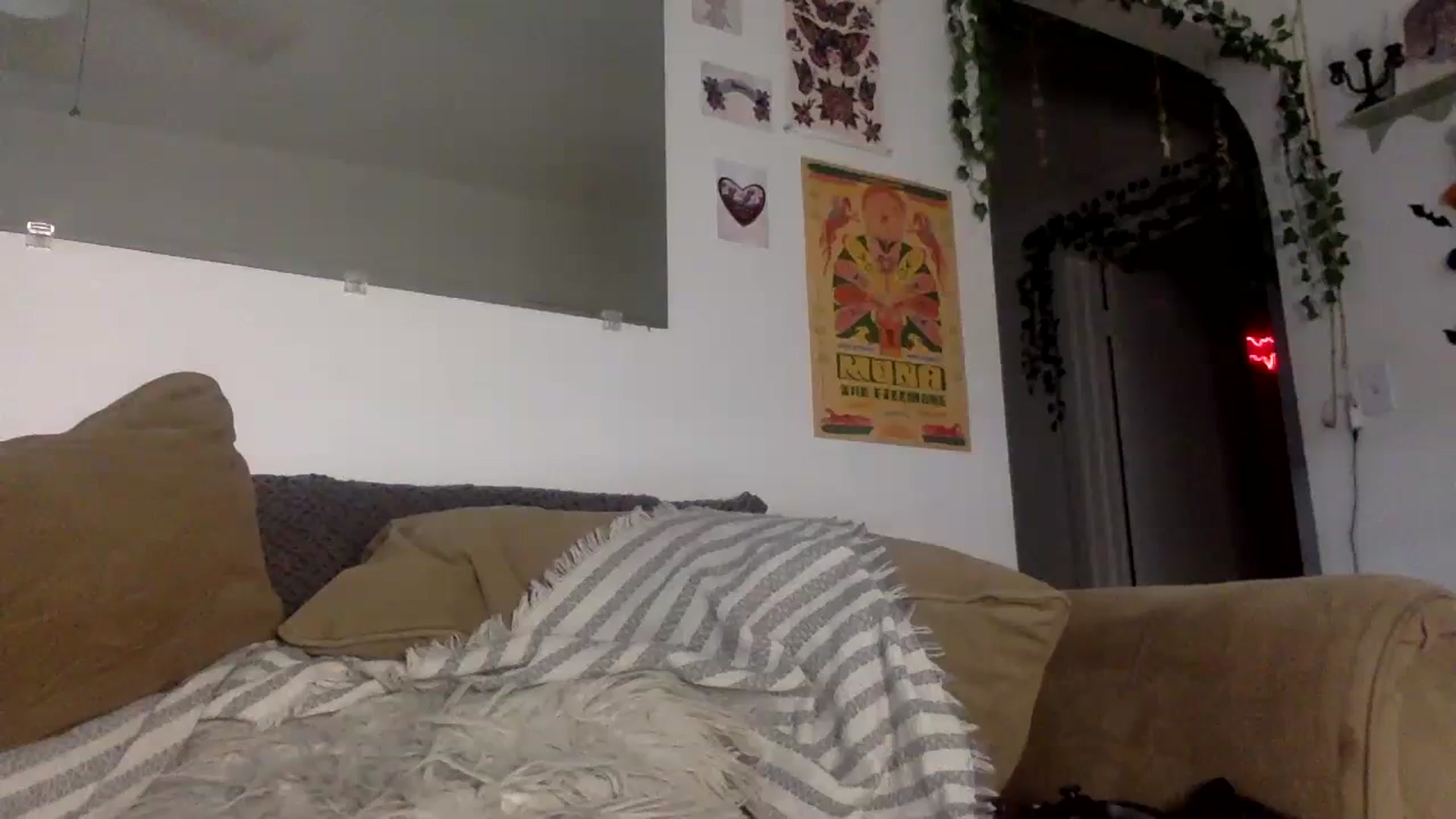 Gallery image thumbnail from ThorneXo's myfreecams stream on, 08/18/2023, 24:00 image 17 of 20