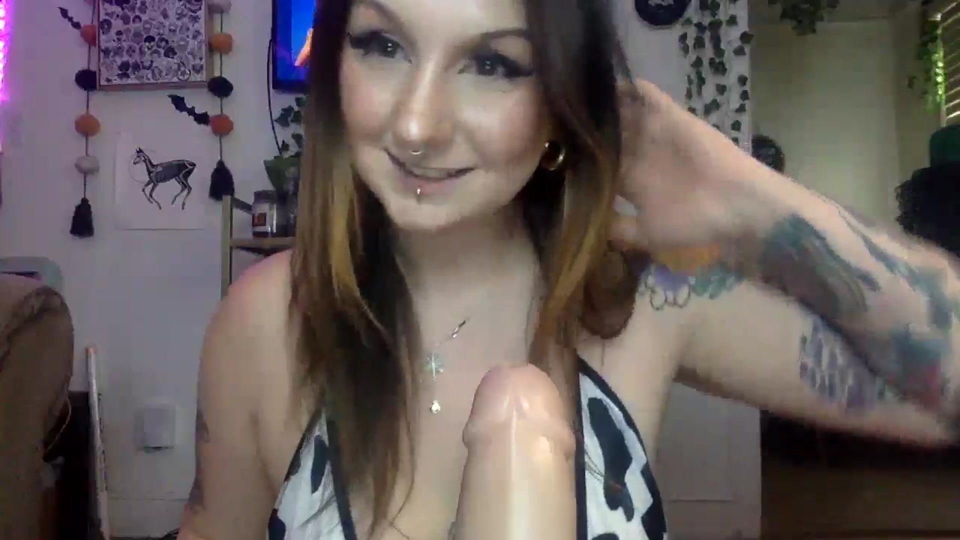 Gallery image thumbnail from ThorneXo's myfreecams stream on, 10/01/2024, 20:01 image 8 of 20
