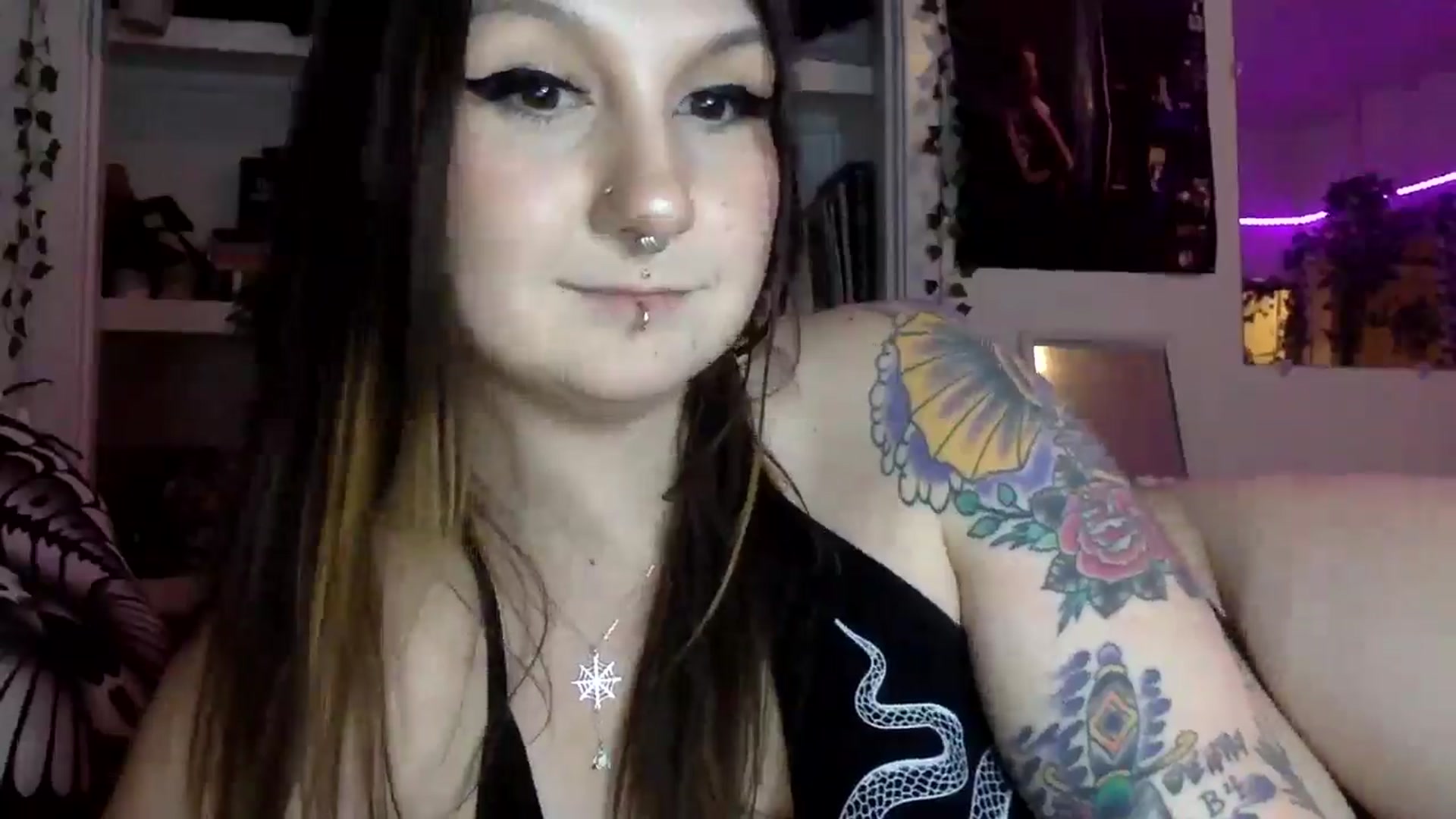 Gallery image thumbnail from ThorneXo's myfreecams stream on, 01/05/2025, 02:30 image 8 of 20
