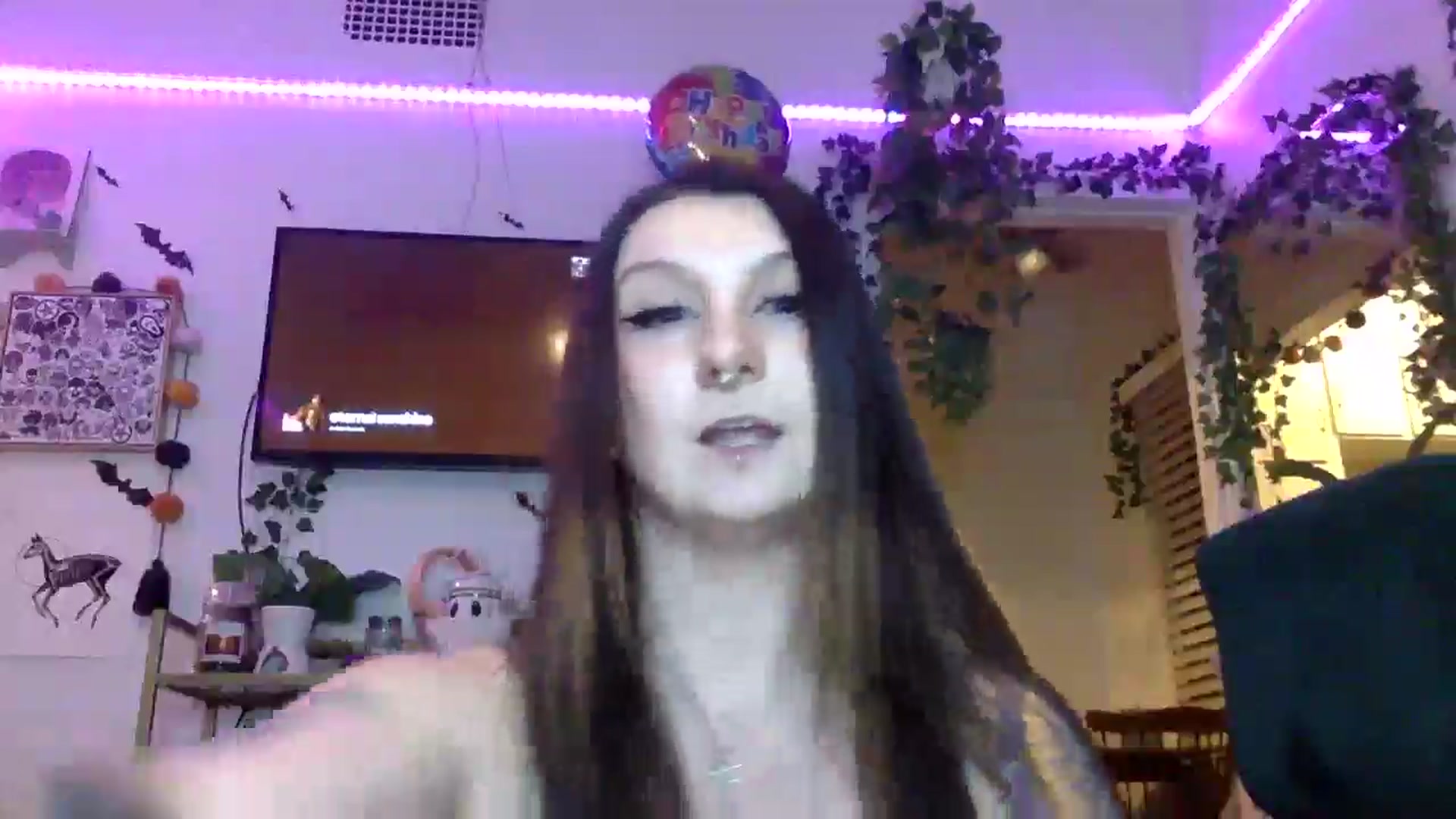 Gallery image thumbnail from ThorneXo's myfreecams stream on, 01/28/2025, 02:03 image 6 of 20