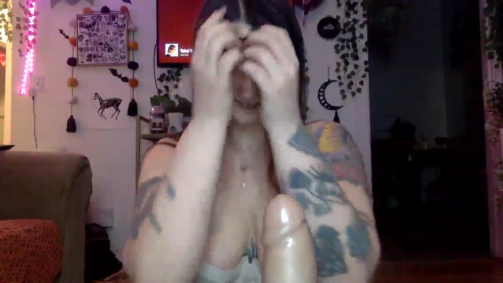 Gallery image thumbnail from ThorneXo's myfreecams stream on, 01/30/2025, 02:38 image 10 of 20