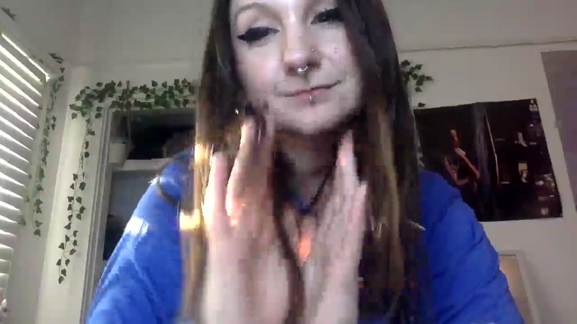 Gallery image thumbnail from ThorneXo's myfreecams stream on, 01/30/2025, 16:37 image 4 of 20