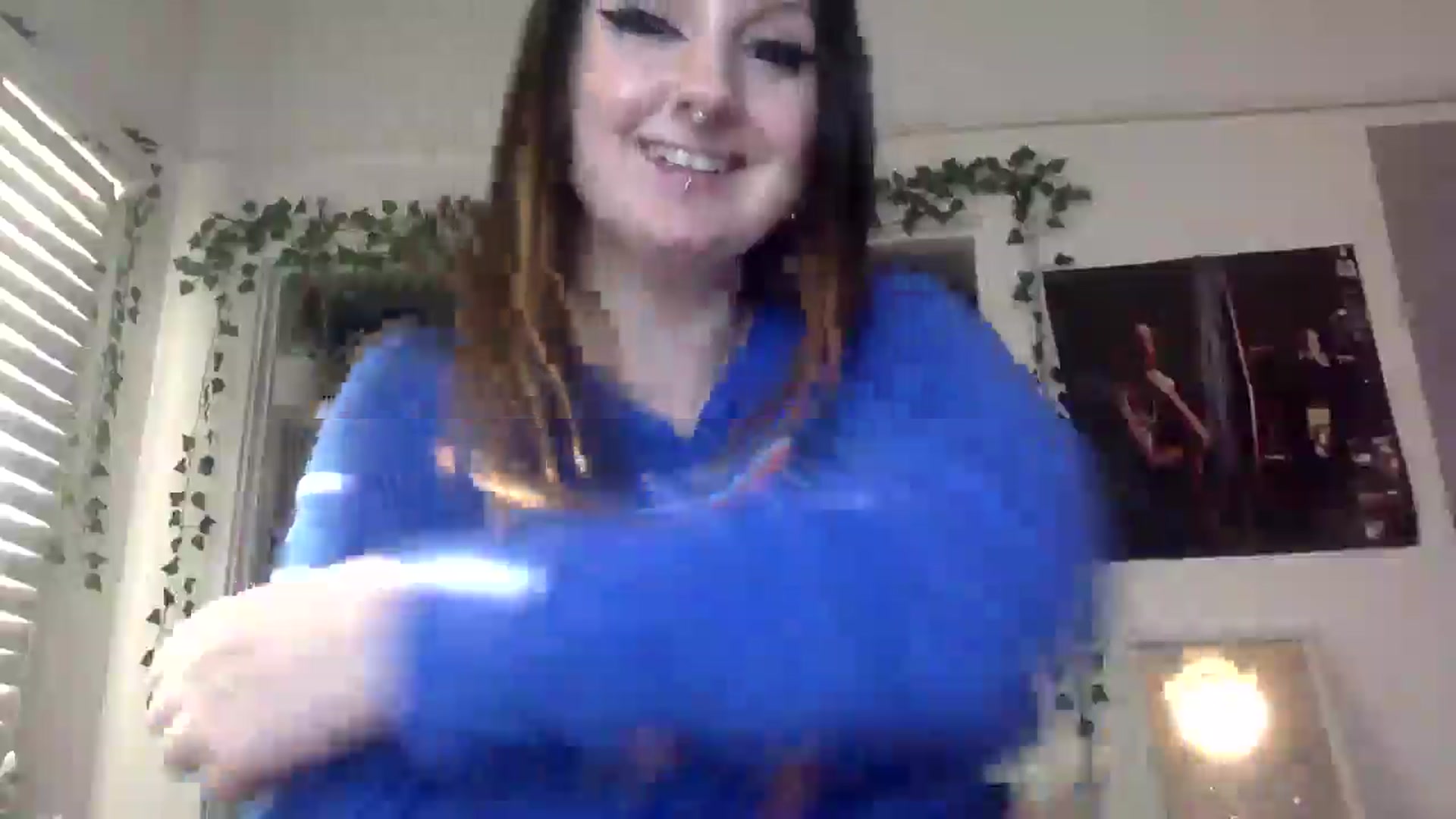 Gallery image thumbnail from ThorneXo's myfreecams stream on, 01/30/2025, 16:37 image 6 of 20
