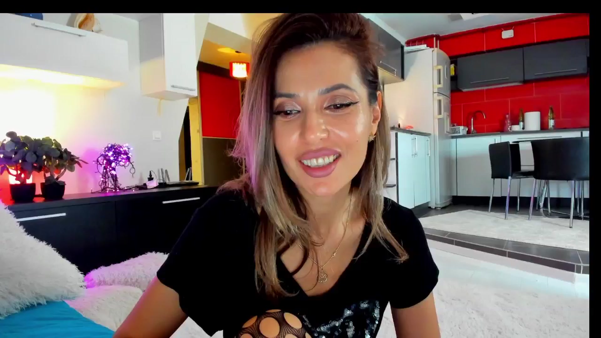 Gallery image thumbnail from ThriveInDrama's myfreecams stream on, 03/21/2025, 02:39 image 9 of 20