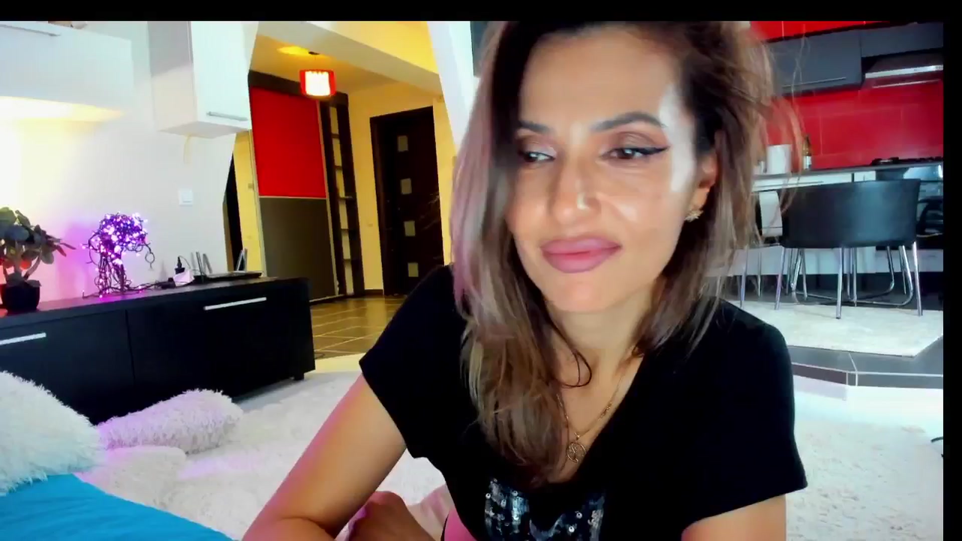 Gallery image thumbnail from ThriveInDrama's myfreecams stream on, 03/21/2025, 02:39 image 16 of 20