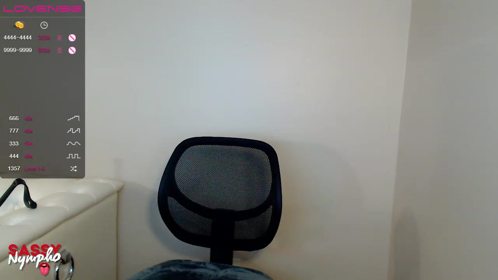 Gallery image thumbnail from Throat_GoatXx's myfreecams stream on, 04/15/2023, 16:39 image 20 of 20