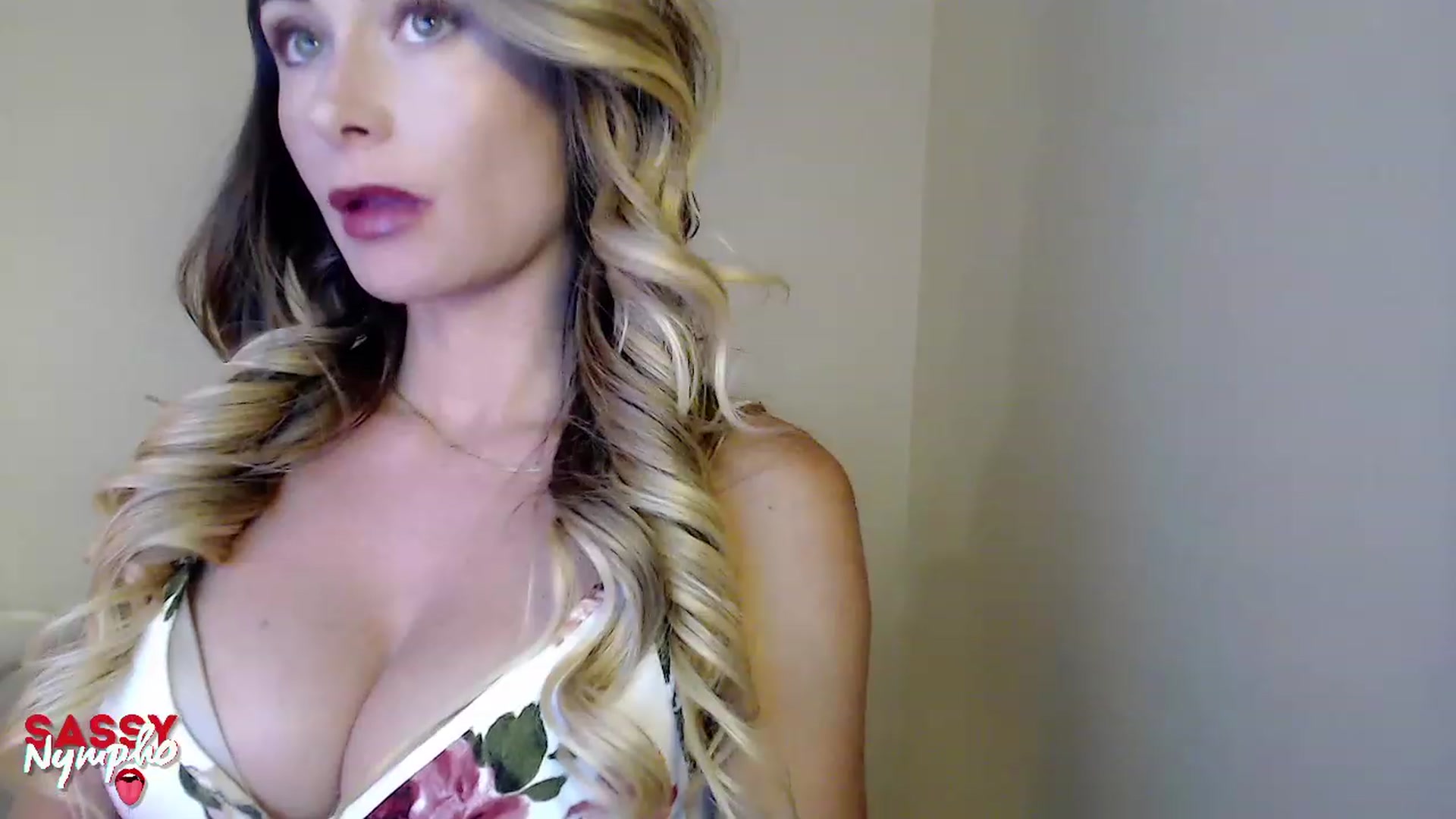 Gallery image thumbnail from Throat_GoatXx's myfreecams stream on, 04/29/2023, 07:08 image 11 of 20
