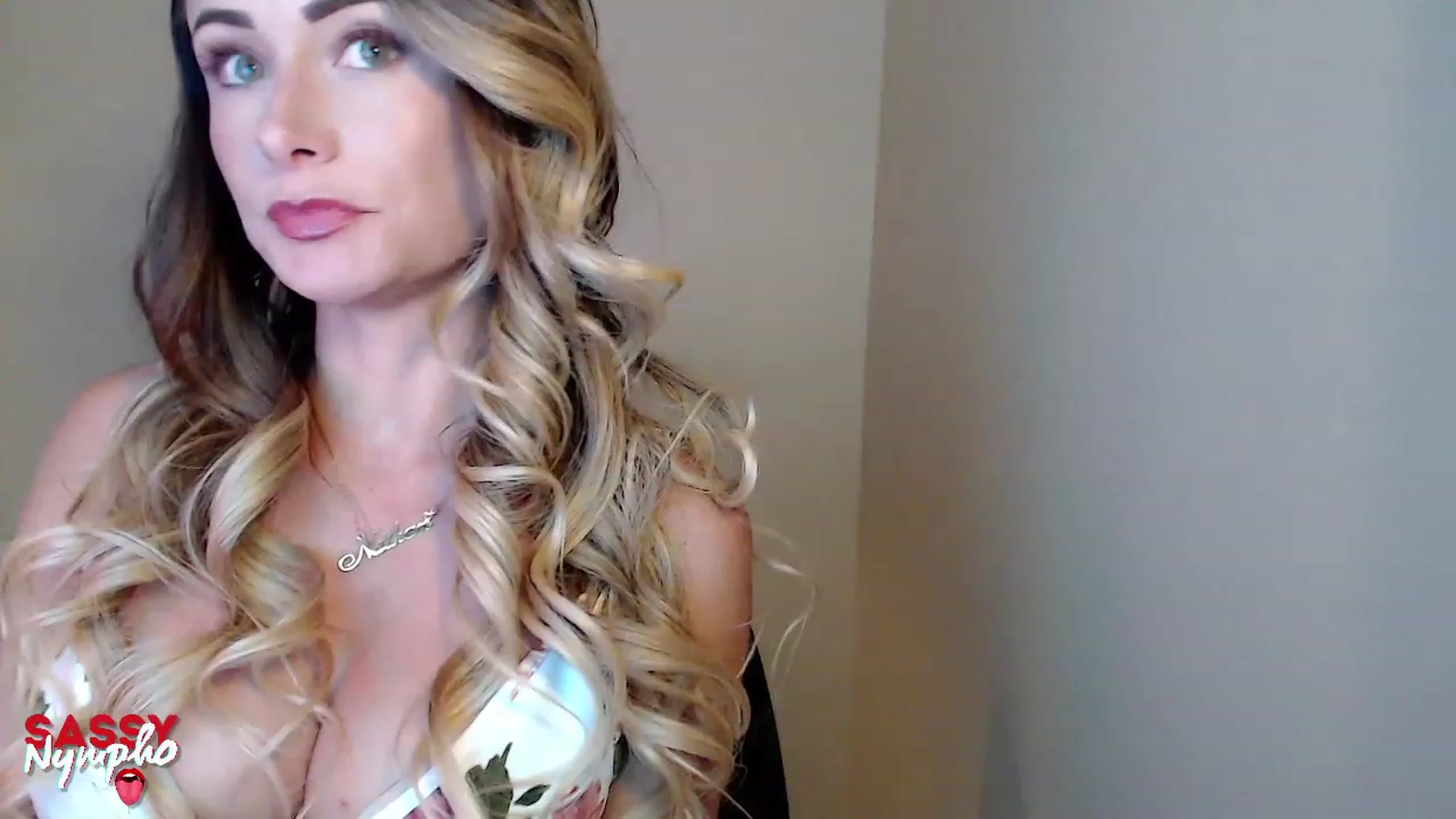 Gallery image thumbnail from Throat_GoatXx's myfreecams stream on, 04/29/2023, 07:26 image 19 of 20