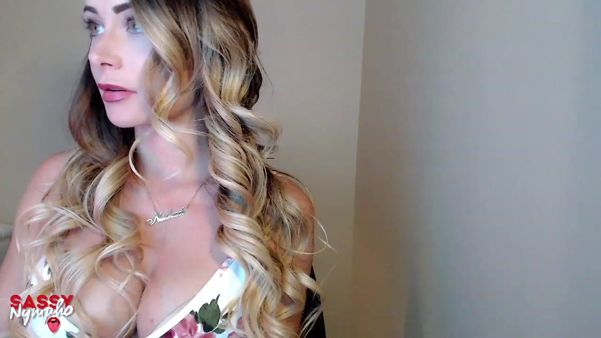 Gallery image thumbnail from Throat_GoatXx's myfreecams stream on, 04/29/2023, 07:26 image 18 of 20