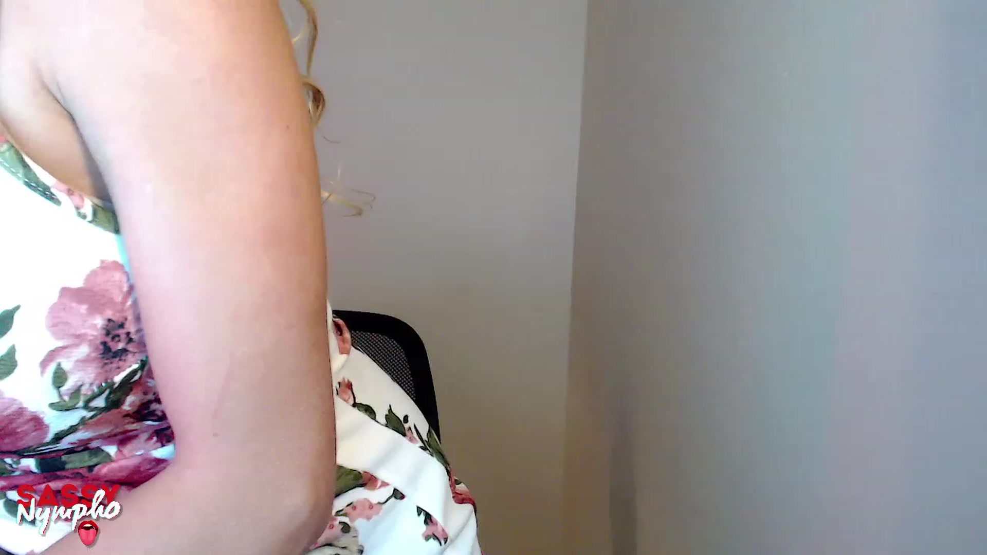 Gallery image thumbnail from Throat_GoatXx's myfreecams stream on, 04/29/2023, 09:52 image 13 of 20