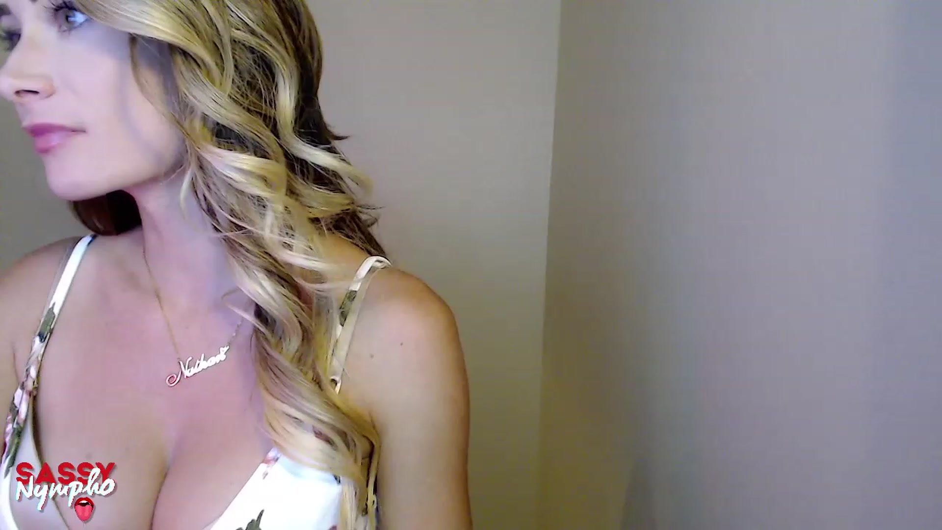 Gallery image thumbnail from Throat_GoatXx's myfreecams stream on, 04/29/2023, 09:52 image 3 of 20