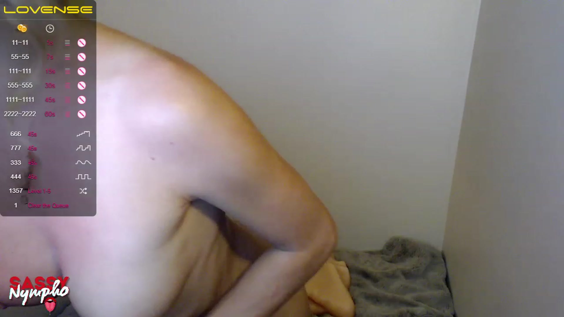 Gallery image thumbnail from Throat_GoatXx's myfreecams stream on, 04/29/2023, 16:17 image 5 of 20
