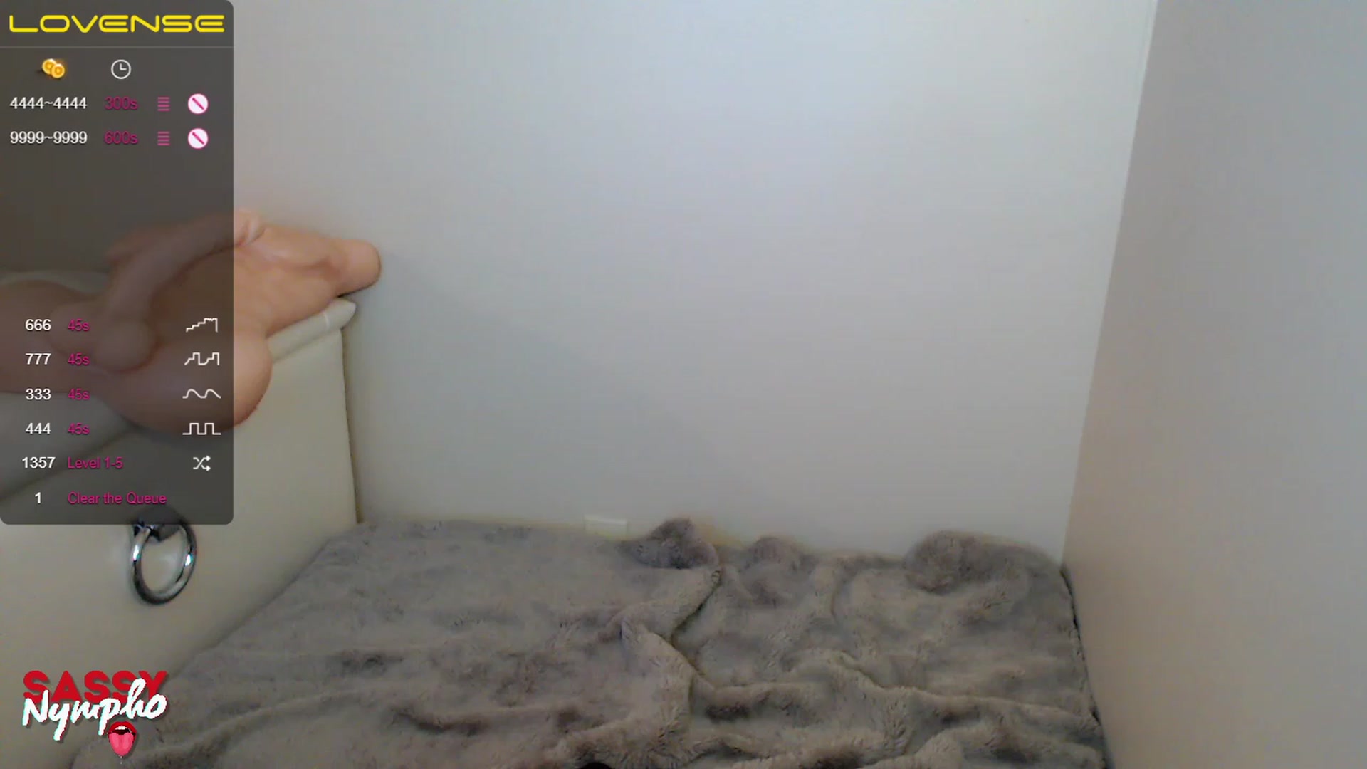 Gallery image thumbnail from Throat_GoatXx's myfreecams stream on, 04/29/2023, 17:25 image 4 of 20