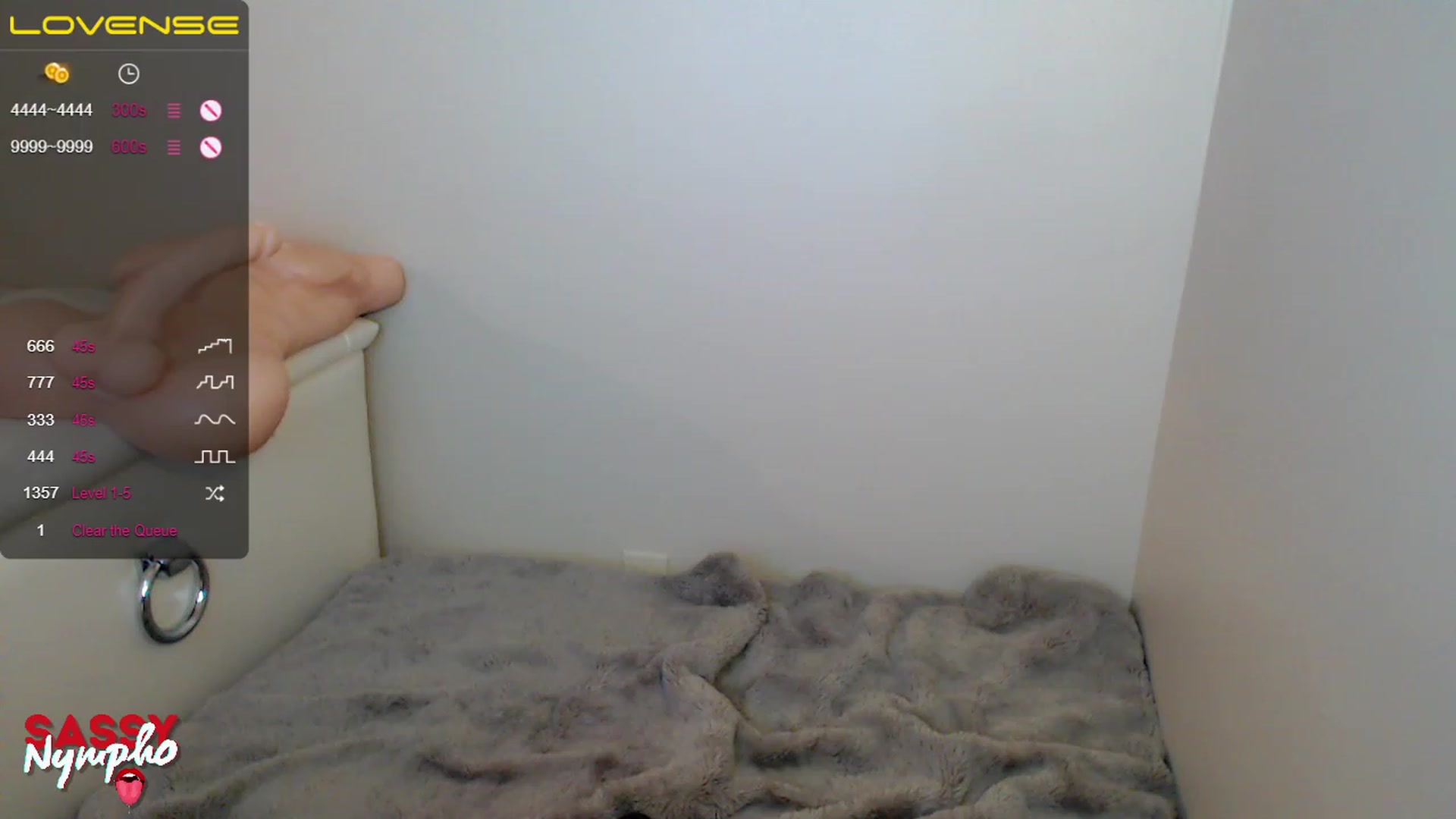 Gallery image thumbnail from Throat_GoatXx's myfreecams stream on, 04/29/2023, 17:25 image 3 of 20
