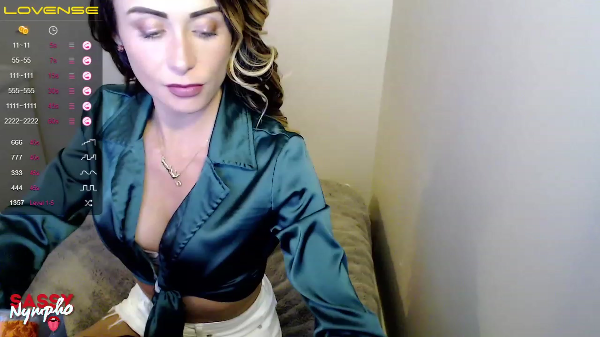 Gallery image thumbnail from Throat_GoatXx's myfreecams stream on, 05/06/2023, 10:39 image 20 of 20