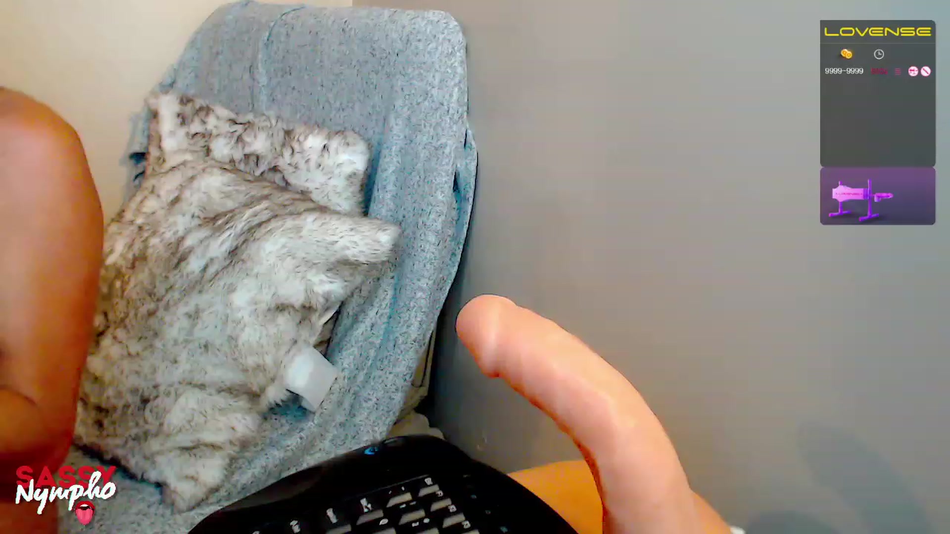 Gallery image thumbnail from Throat_GoatXx's myfreecams stream on, 05/07/2023, 20:00 image 1 of 20