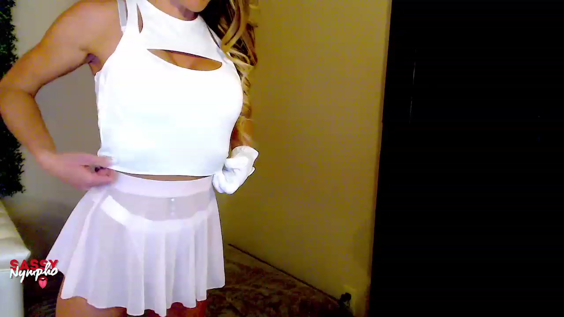 Gallery image thumbnail from Throat_GoatXx's myfreecams stream on, 05/13/2023, 10:57 image 16 of 20