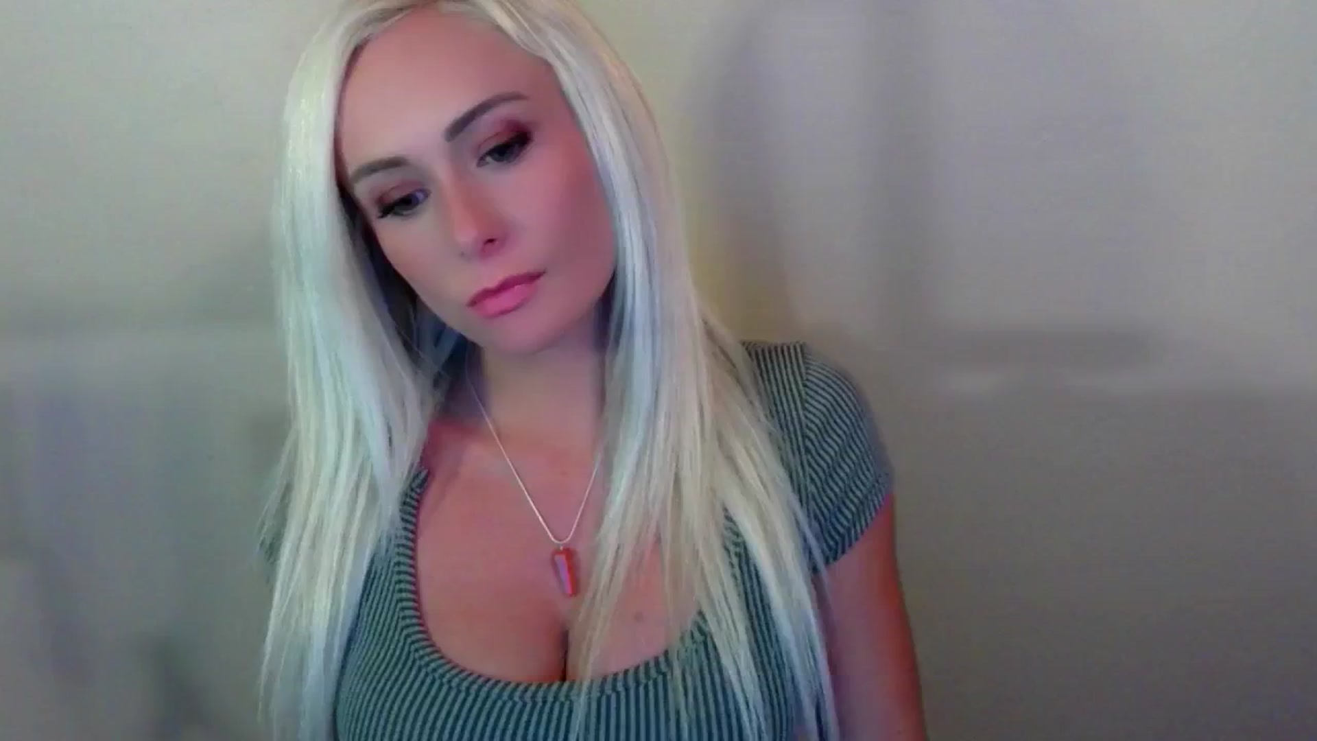 Gallery image thumbnail from Throat_GoatXx's myfreecams stream on, 07/20/2024, 16:51 image 13 of 20