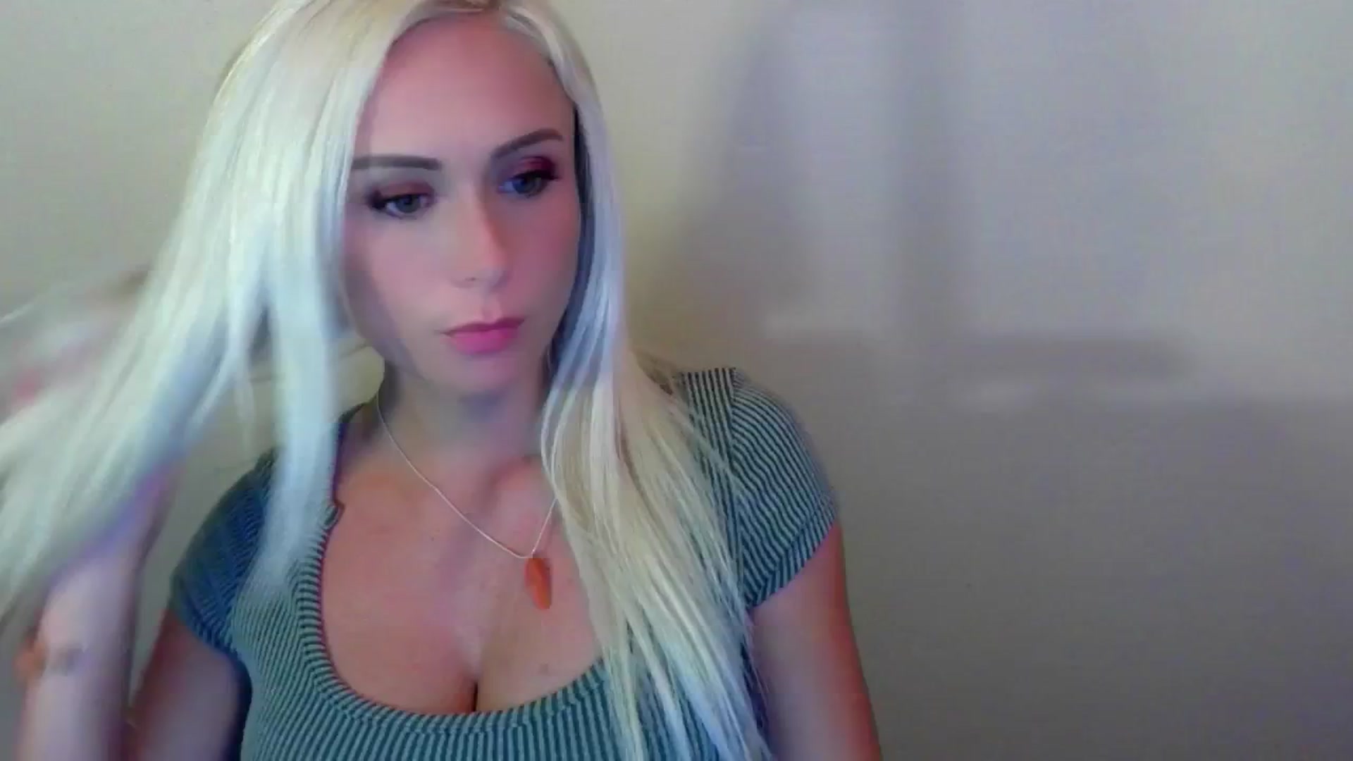 Gallery image thumbnail from Throat_GoatXx's myfreecams stream on, 07/20/2024, 16:51 image 16 of 20