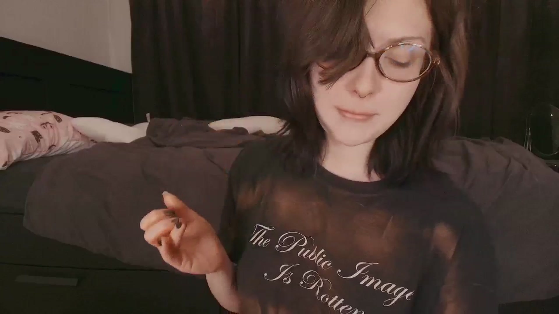 Gallery image thumbnail from Throbtina's myfreecams stream on, 10/16/2025, 01:50 image 8 of 20