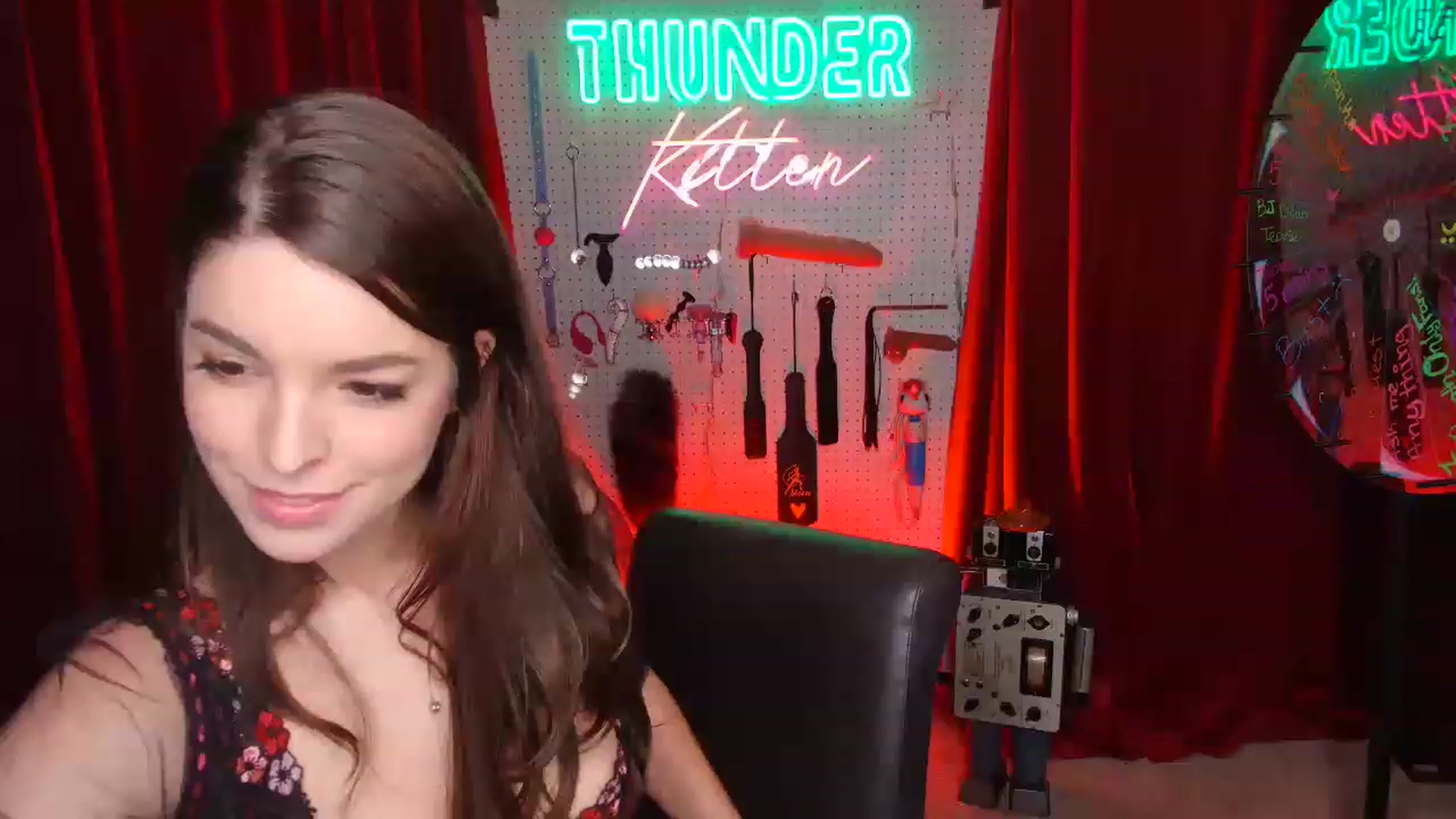 Gallery image thumbnail from ThunderKitten's myfreecams stream on, 12/06/2022, 07:40 image 8 of 20