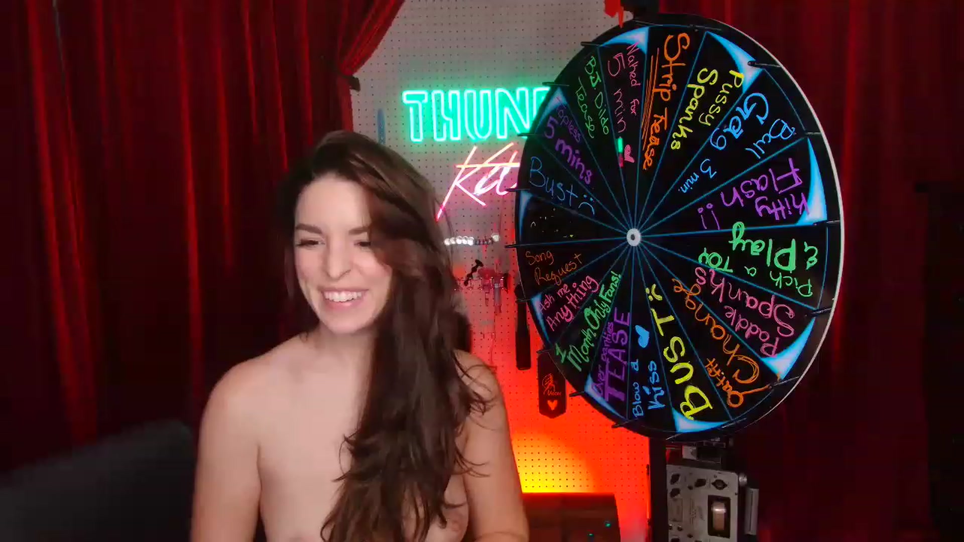 Gallery image thumbnail from ThunderKitten's myfreecams stream on, 12/06/2022, 11:21 image 7 of 20