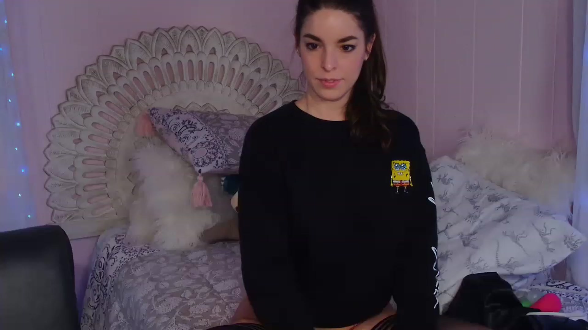Gallery image thumbnail from ThunderKitten's myfreecams stream on, 12/17/2022, 07:30 image 12 of 20