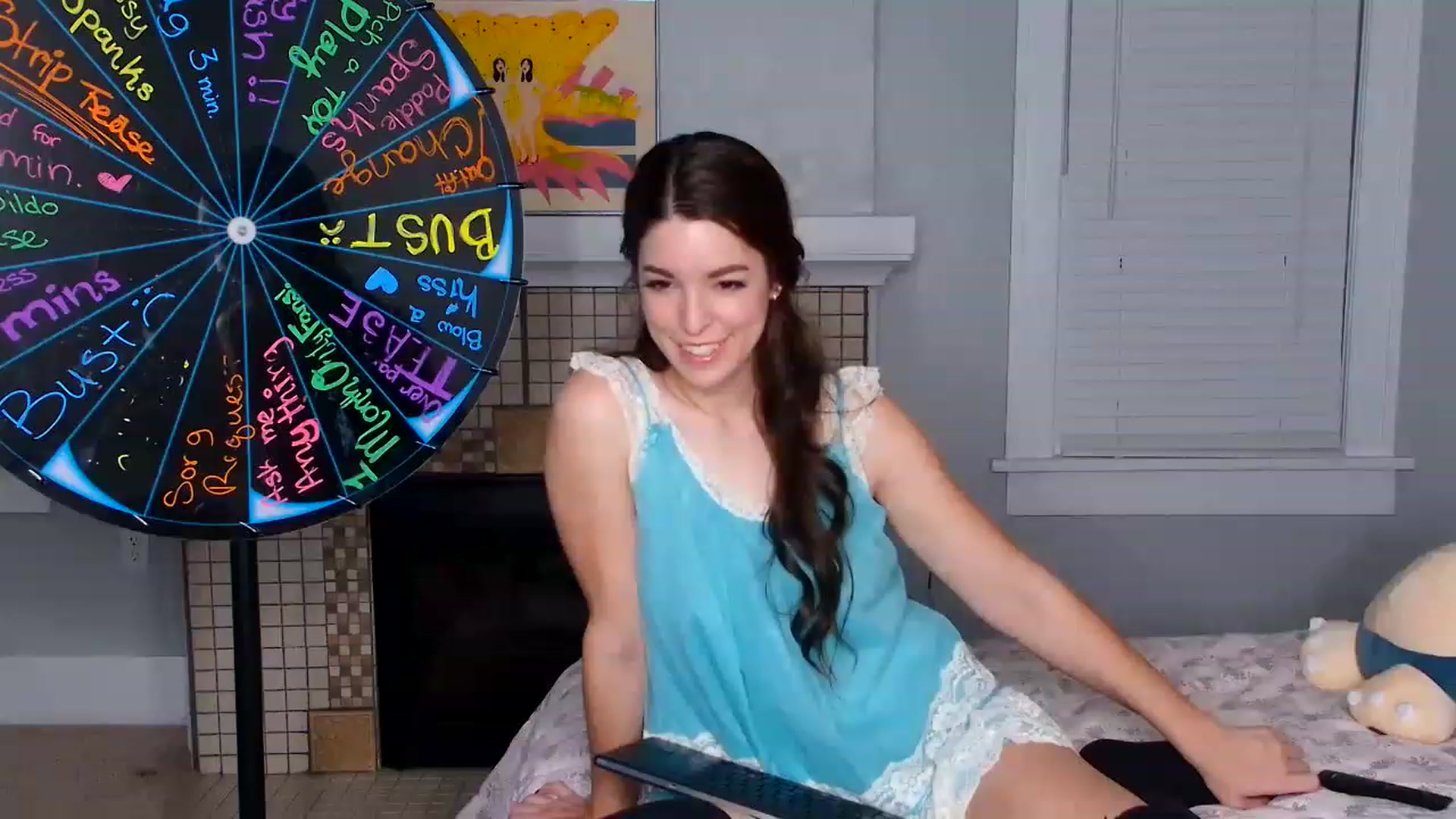 Gallery image thumbnail from ThunderKitten's myfreecams stream on, 01/21/2023, 10:53 image 15 of 20