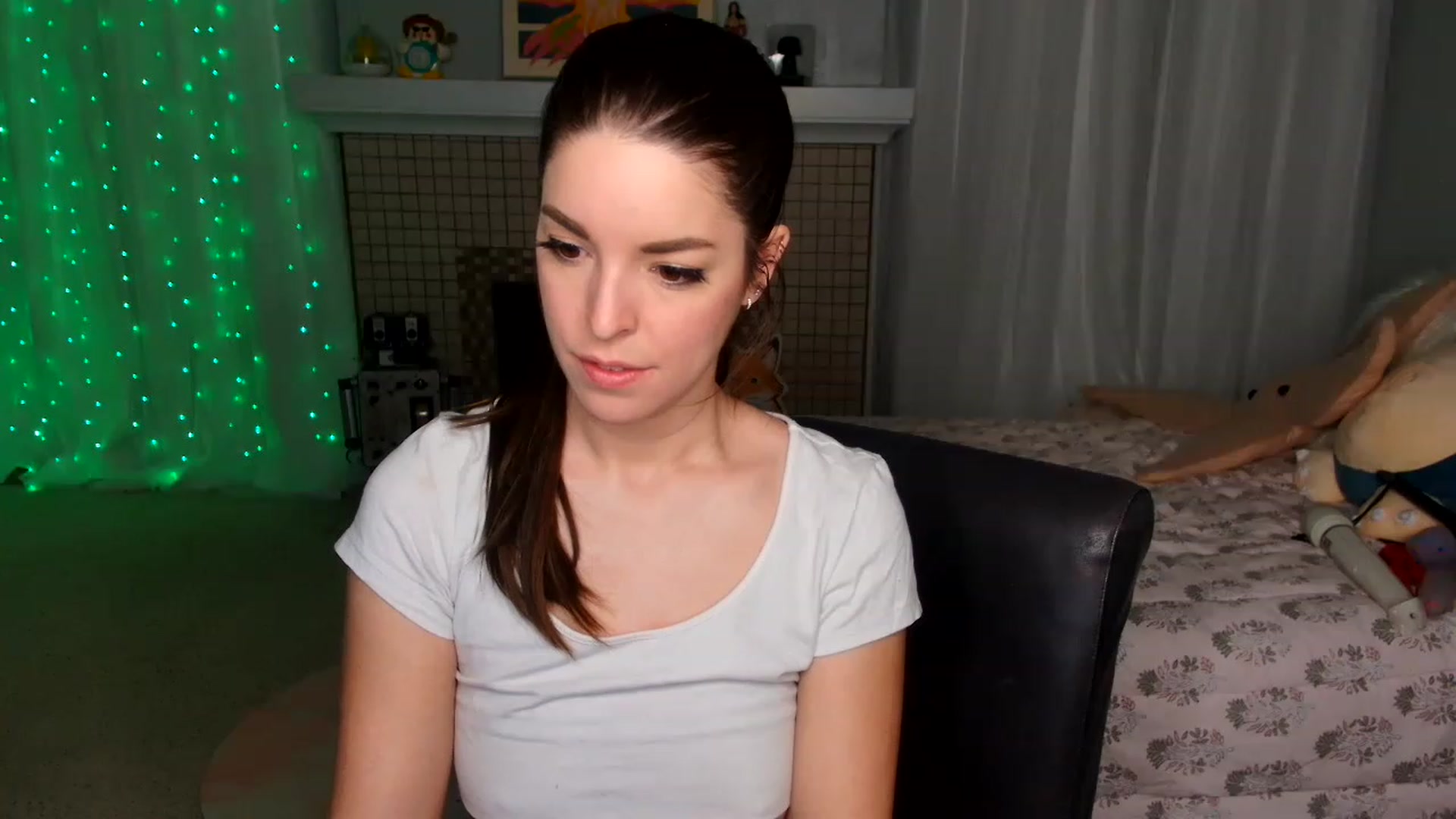 Gallery image thumbnail from ThunderKitten's myfreecams stream on, 01/26/2023, 10:50 image 10 of 20