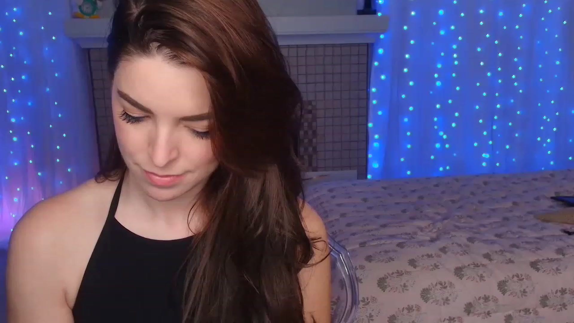 Gallery image thumbnail from ThunderKitten's myfreecams stream on, 02/09/2023, 07:00 image 19 of 20