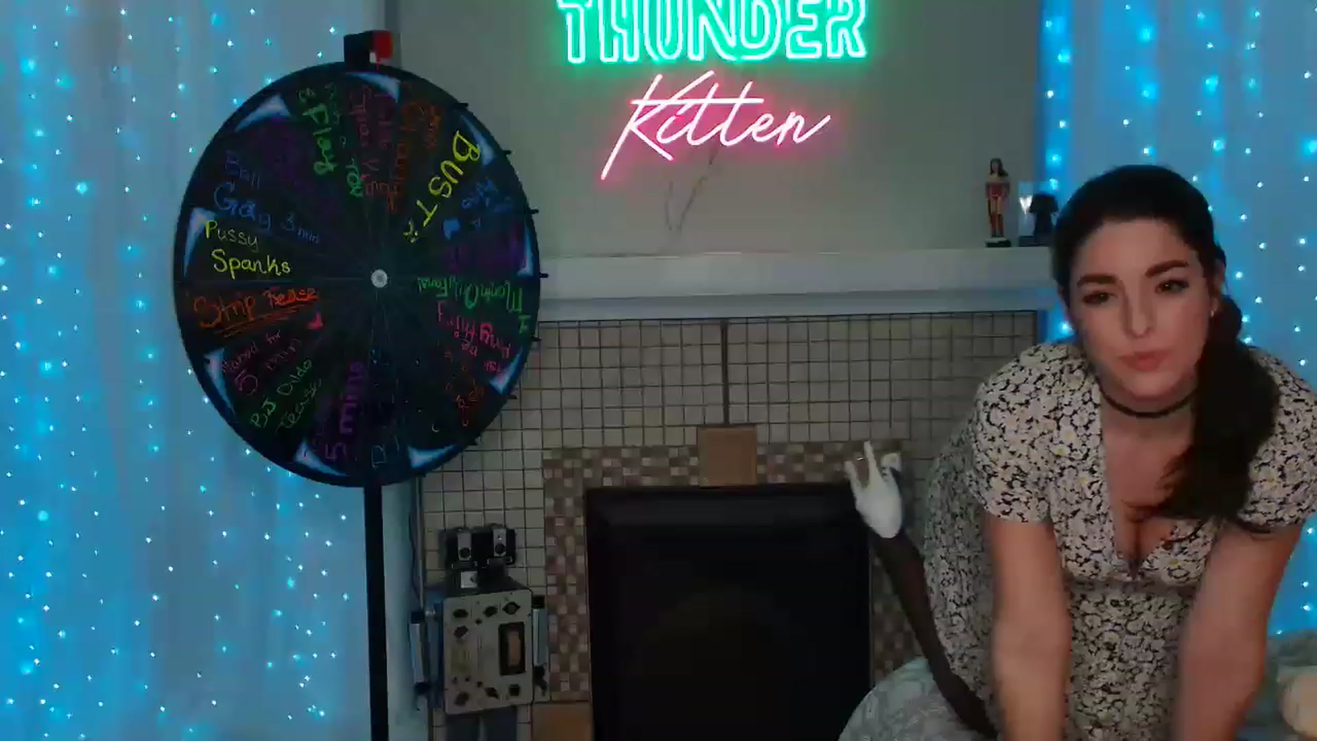 Gallery image thumbnail from ThunderKitten's myfreecams stream on, 02/21/2023, 09:04 image 11 of 20