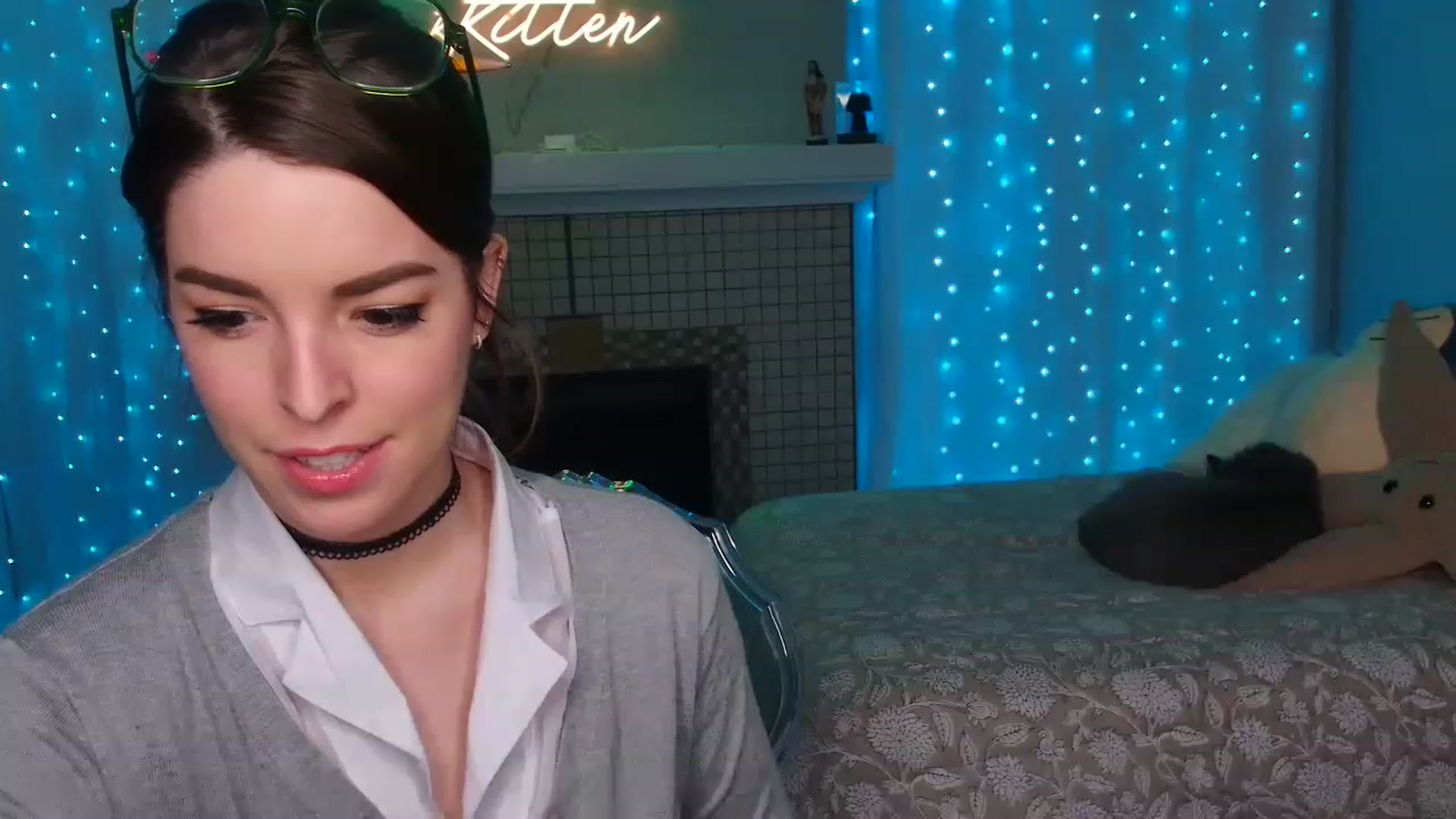 Gallery image thumbnail from ThunderKitten's myfreecams stream on, 03/07/2023, 07:32 image 1 of 20