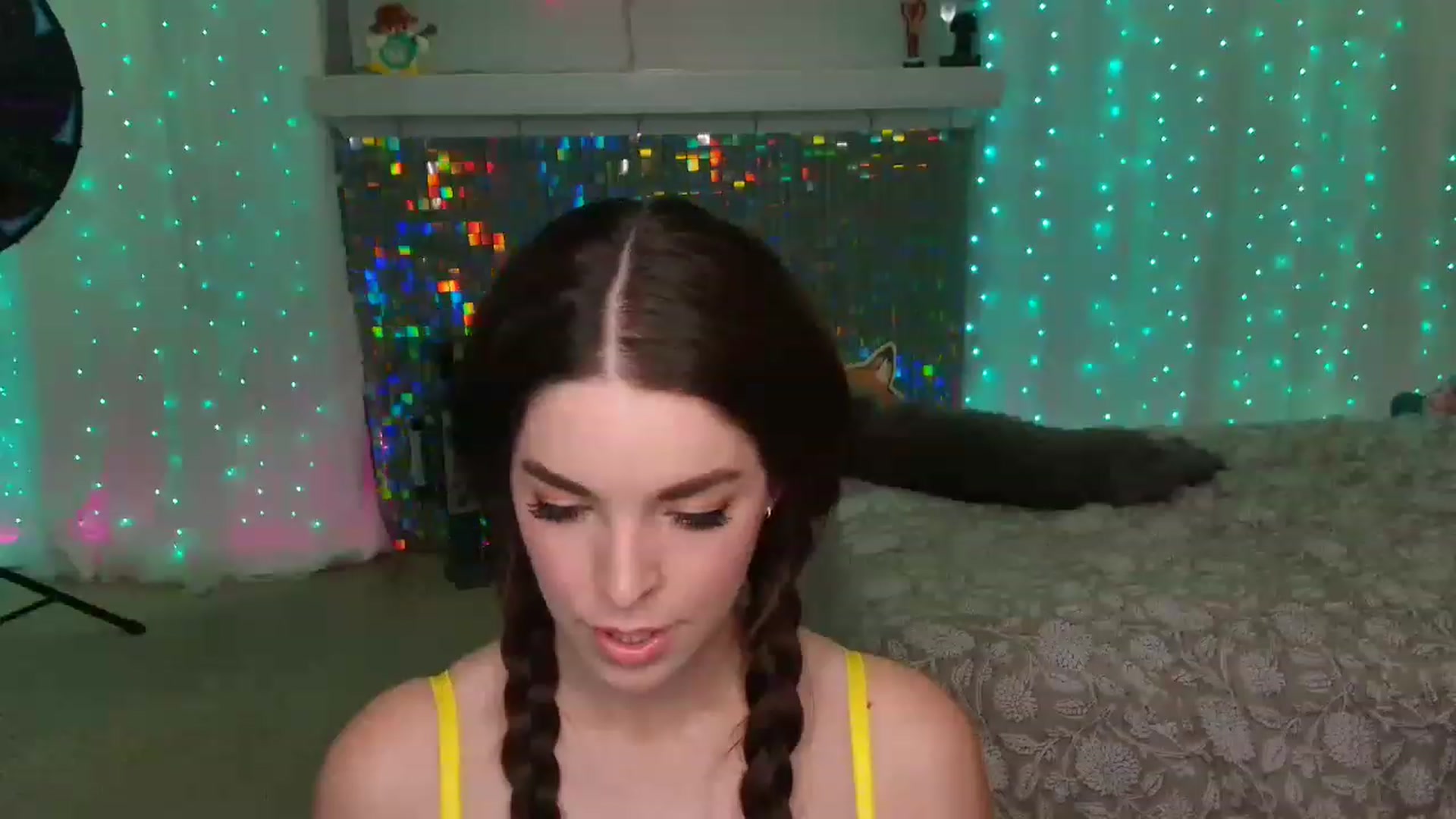 Gallery image thumbnail from ThunderKitten's myfreecams stream on, 04/13/2023, 05:00 image 6 of 20