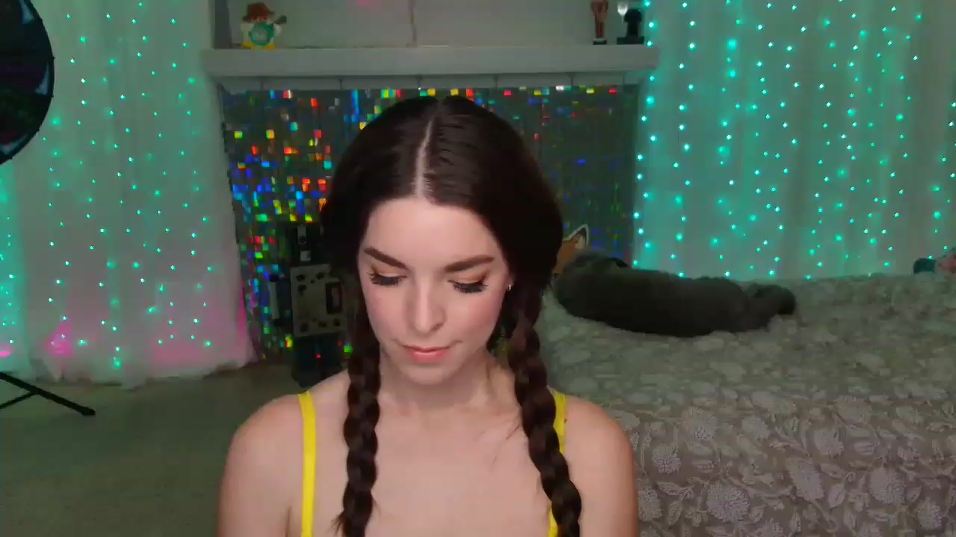 Gallery image thumbnail from ThunderKitten's myfreecams stream on, 04/13/2023, 05:00 image 7 of 20