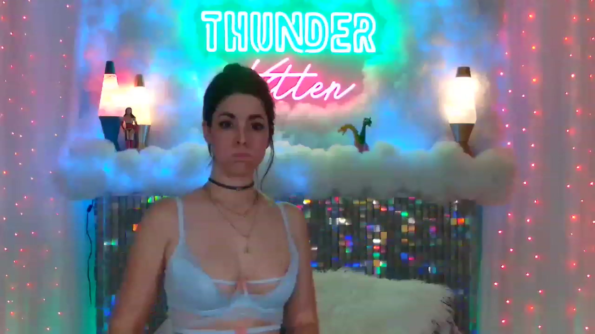 Gallery image thumbnail from ThunderKitten's myfreecams stream on, 04/22/2023, 09:20 image 10 of 20