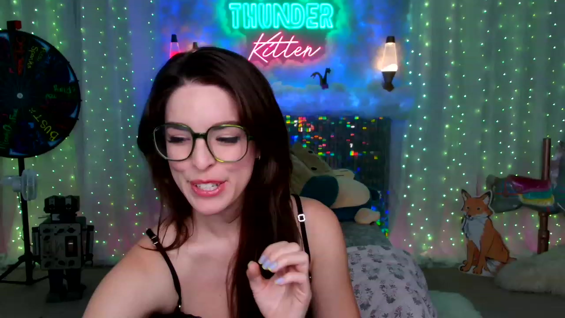 Gallery image thumbnail from ThunderKitten's myfreecams stream on, 05/04/2023, 06:18 image 18 of 20